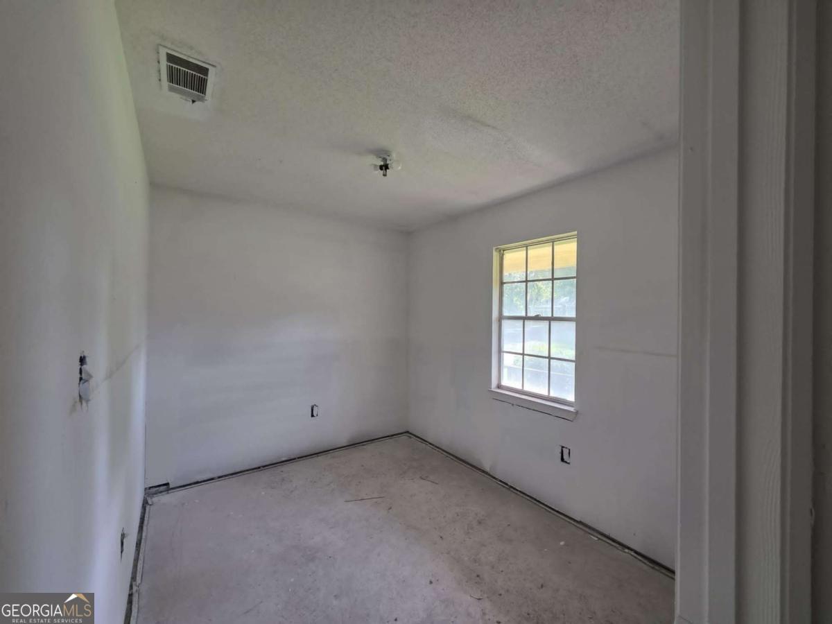 4407 Liberty Parkway Property Photo 20