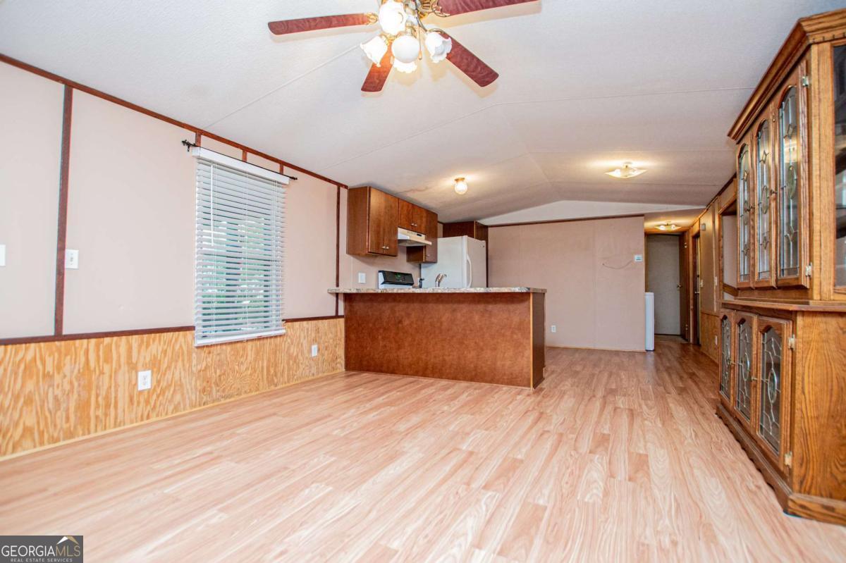 698 Goolsby Road Property Photo 9