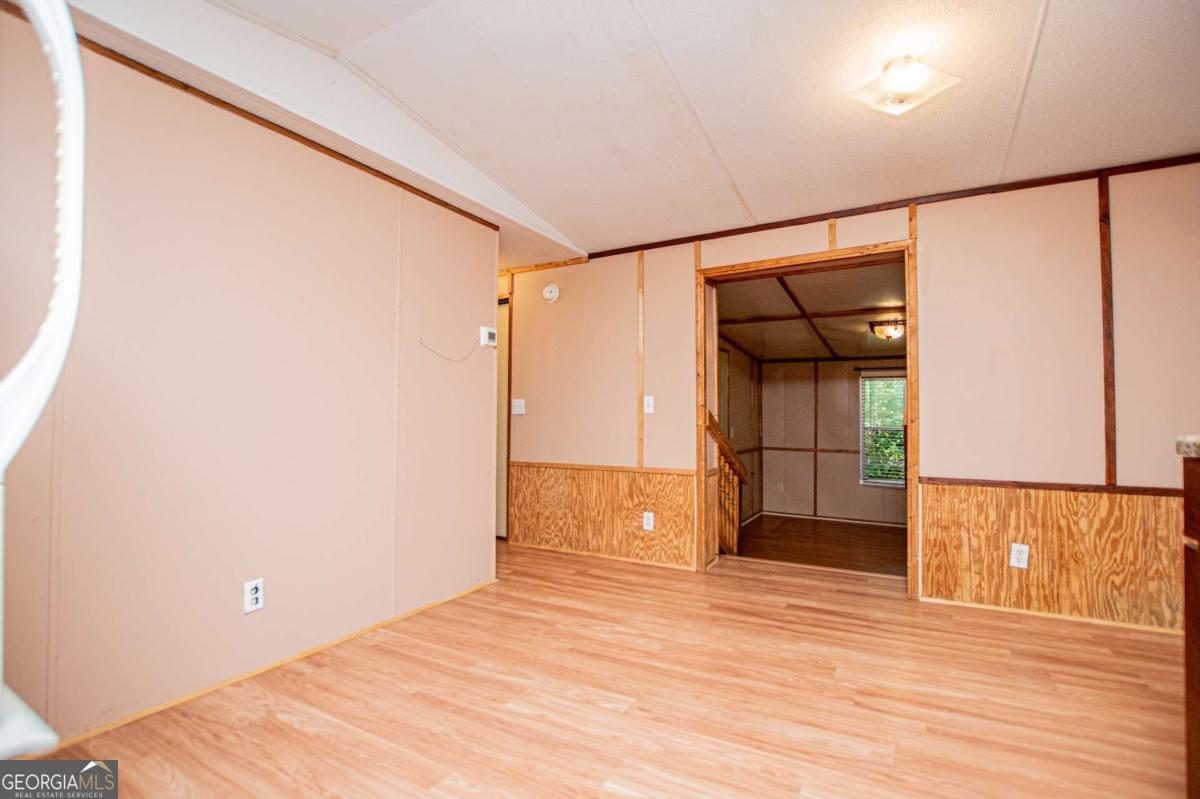698 Goolsby Road Property Photo 16