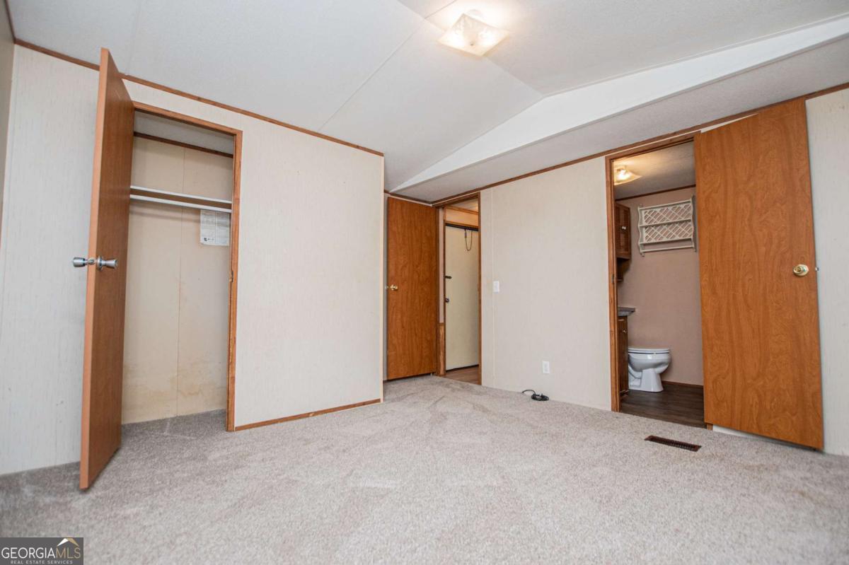 698 Goolsby Road Property Photo 21