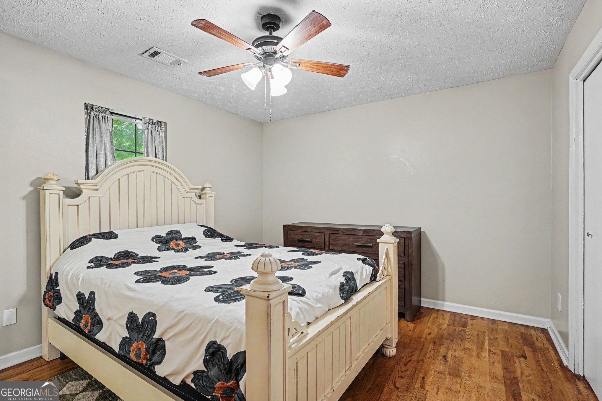 418 Sir Winston Court Property Photo 14