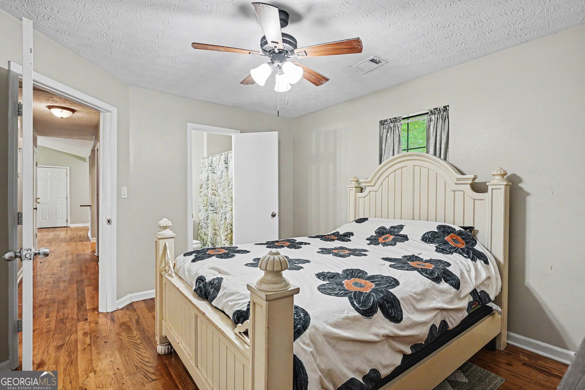 418 Sir Winston Court Property Photo 15