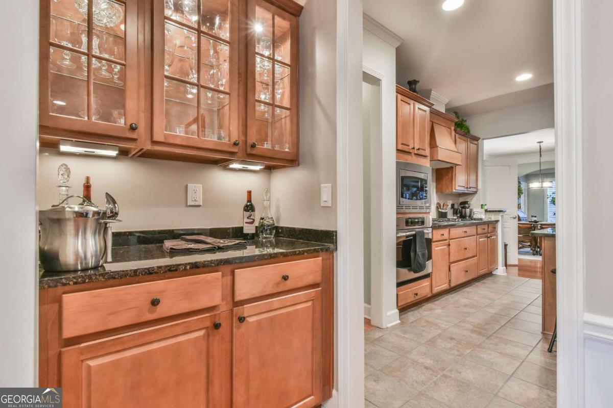 6417 Hickory Springs Circle Property Photo 14