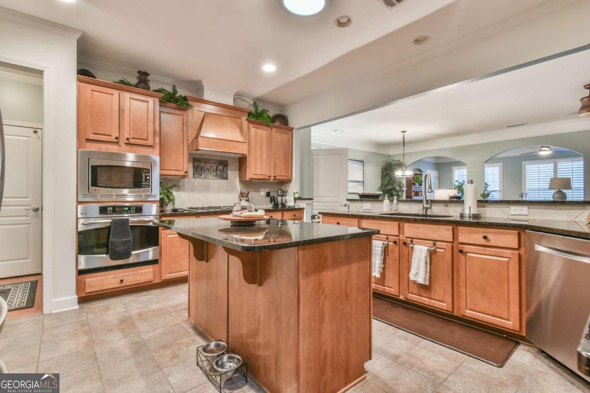 6417 Hickory Springs Circle Property Photo 17