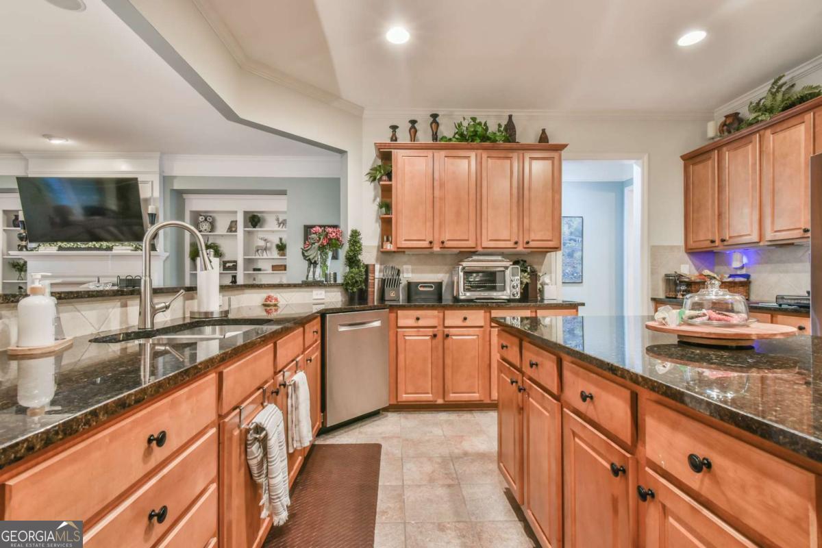 6417 Hickory Springs Circle Property Photo 19
