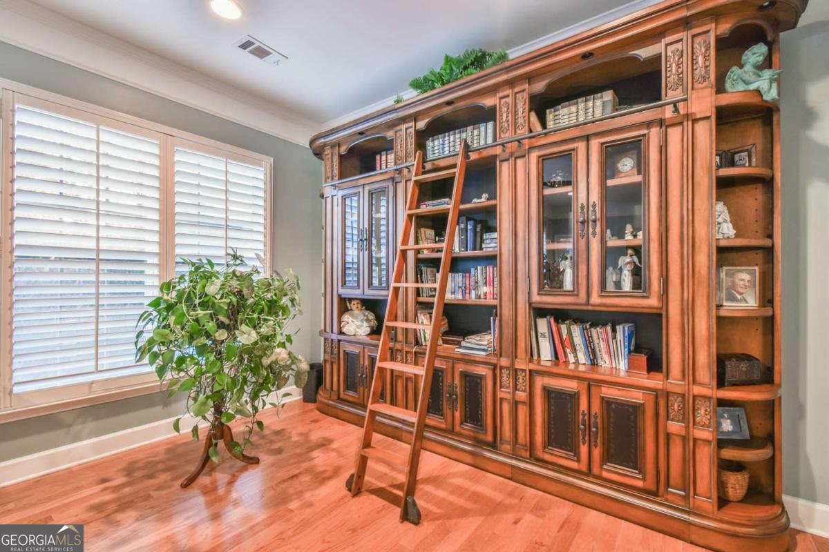 6417 Hickory Springs Circle Property Photo 28
