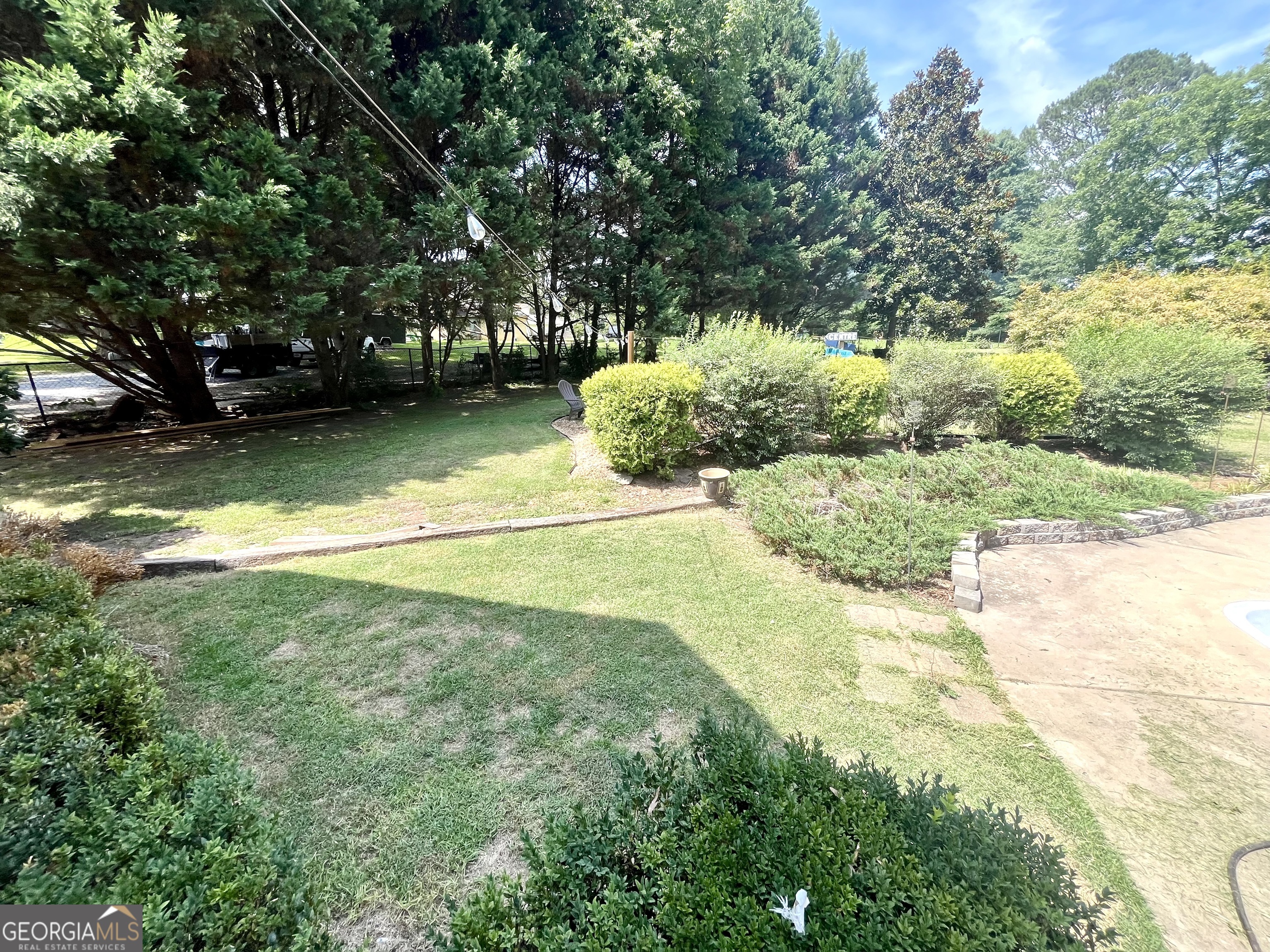 1212 Maple Drive Property Photo 5