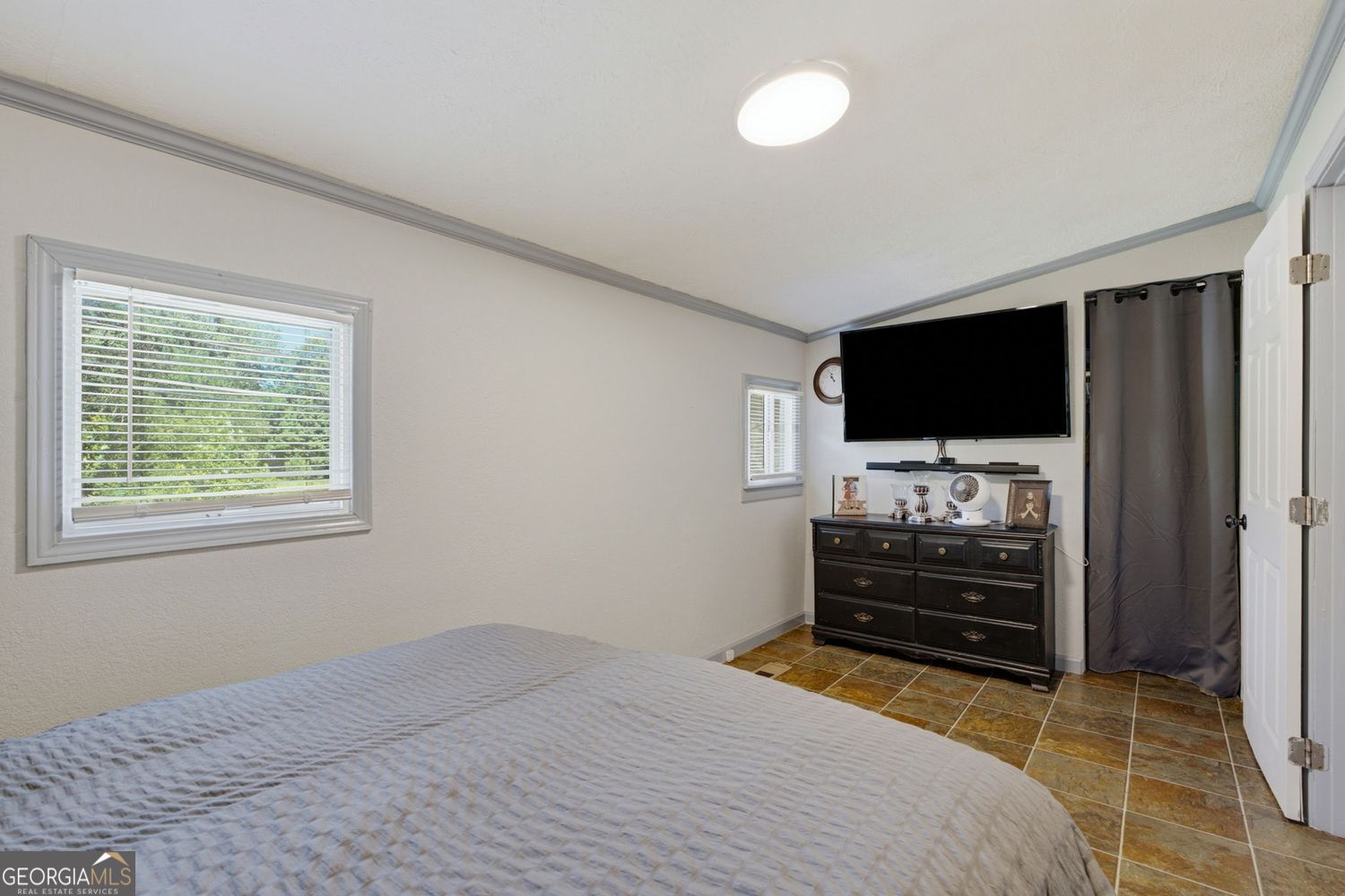 263 Elizabeth Street Property Photo 19