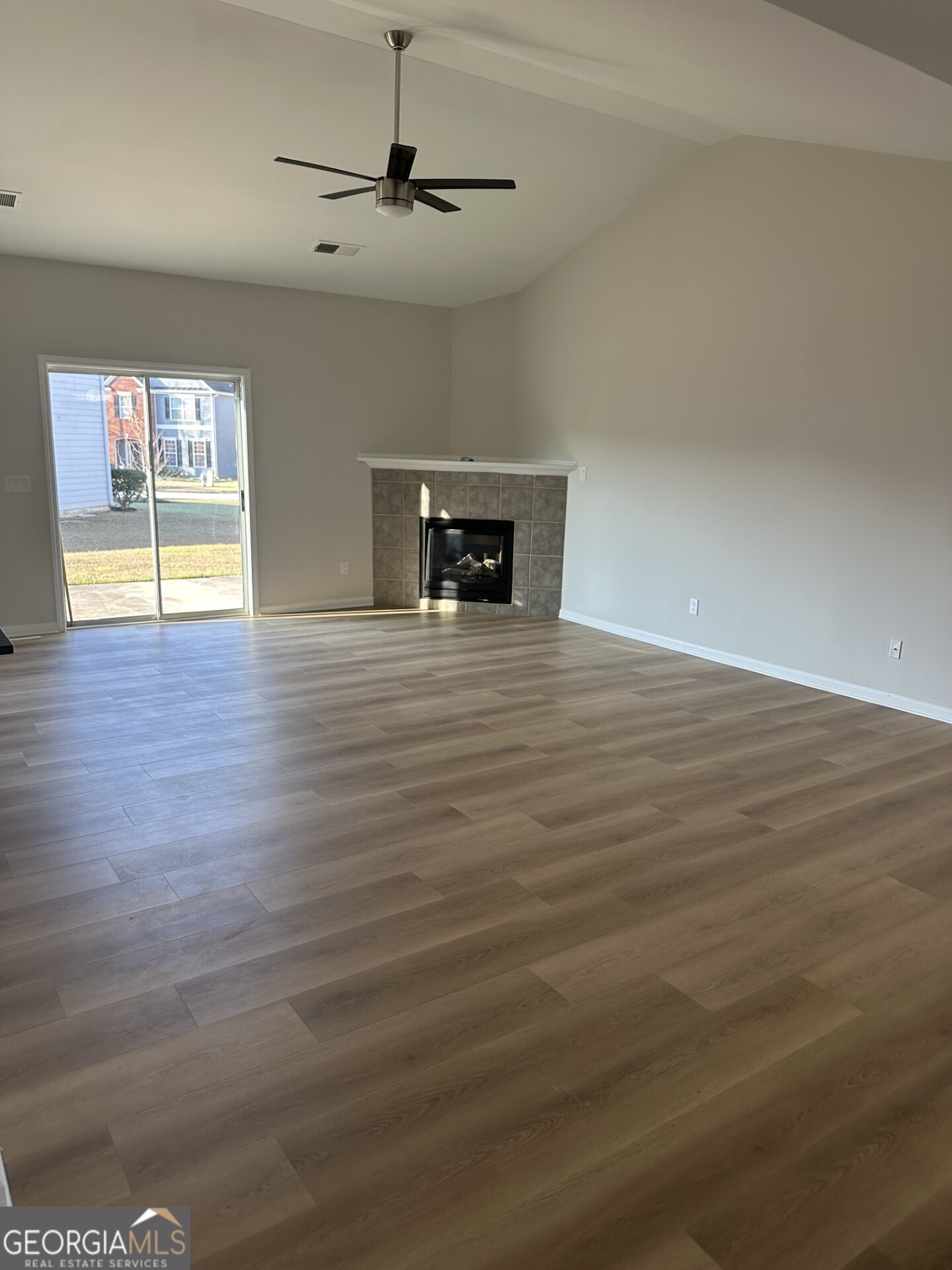 126 Horseshoe Lane Property Photo 4