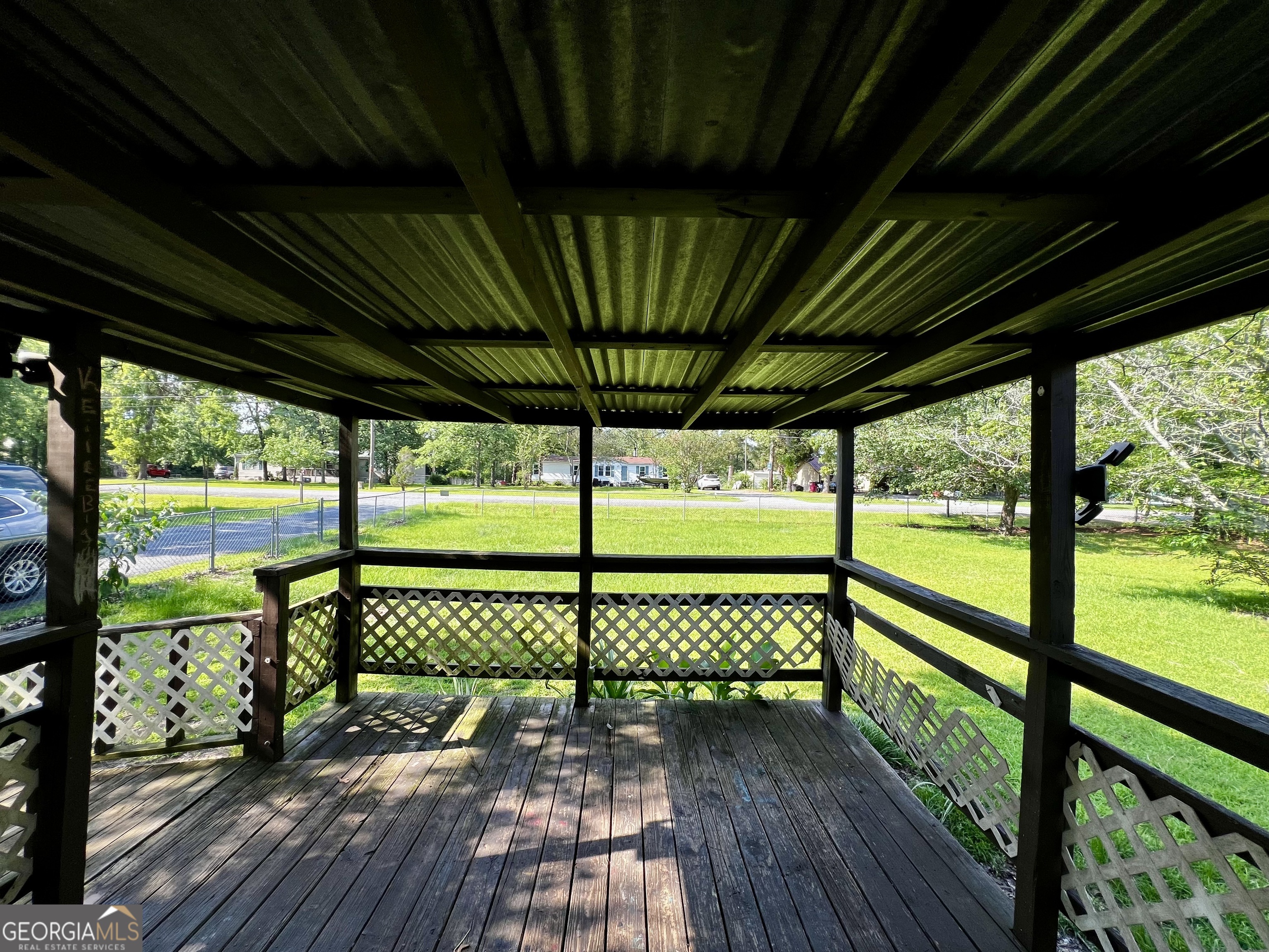 128 N Robbie Drive Property Photo 3