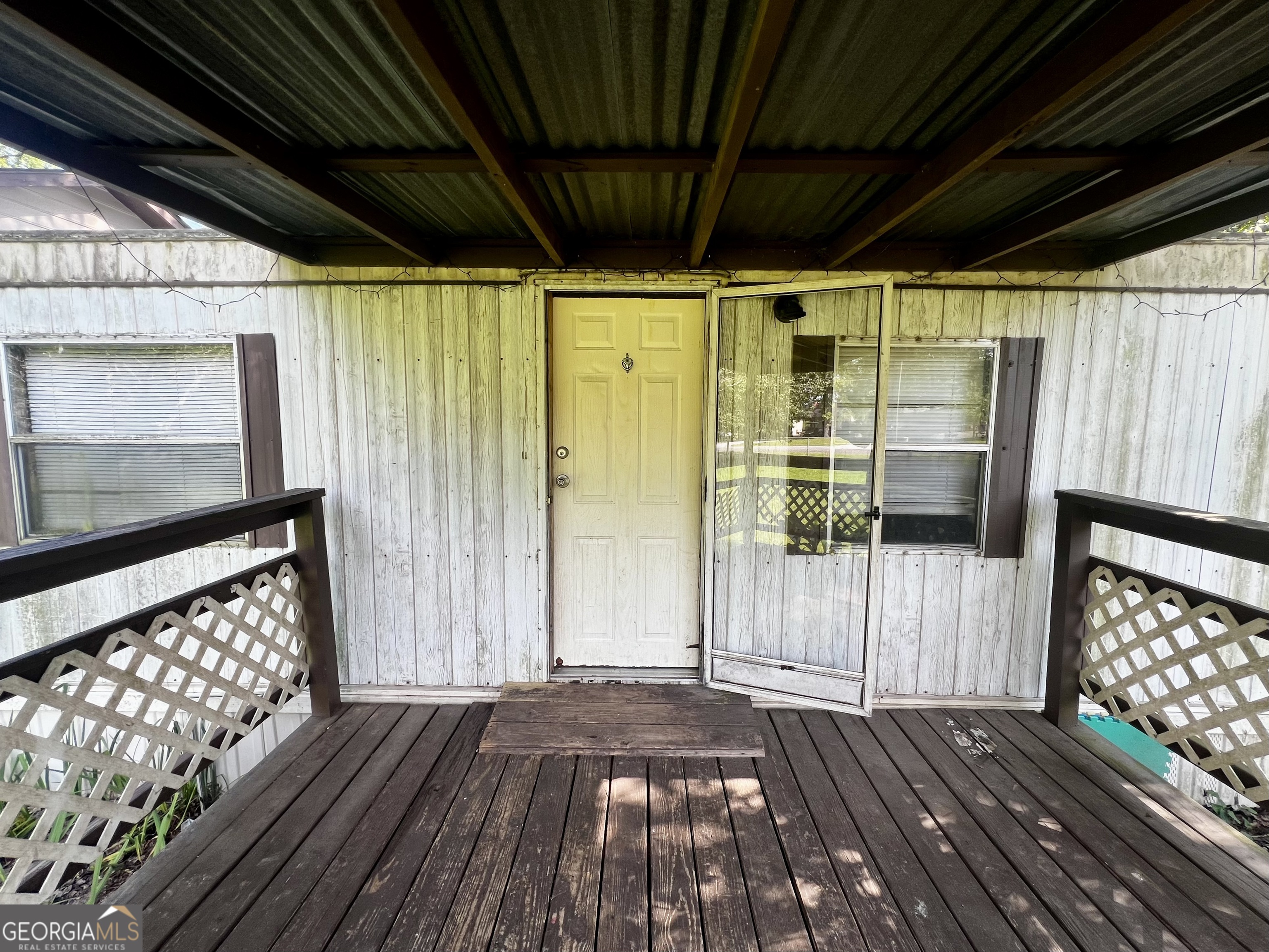 128 N Robbie Drive Property Photo 4