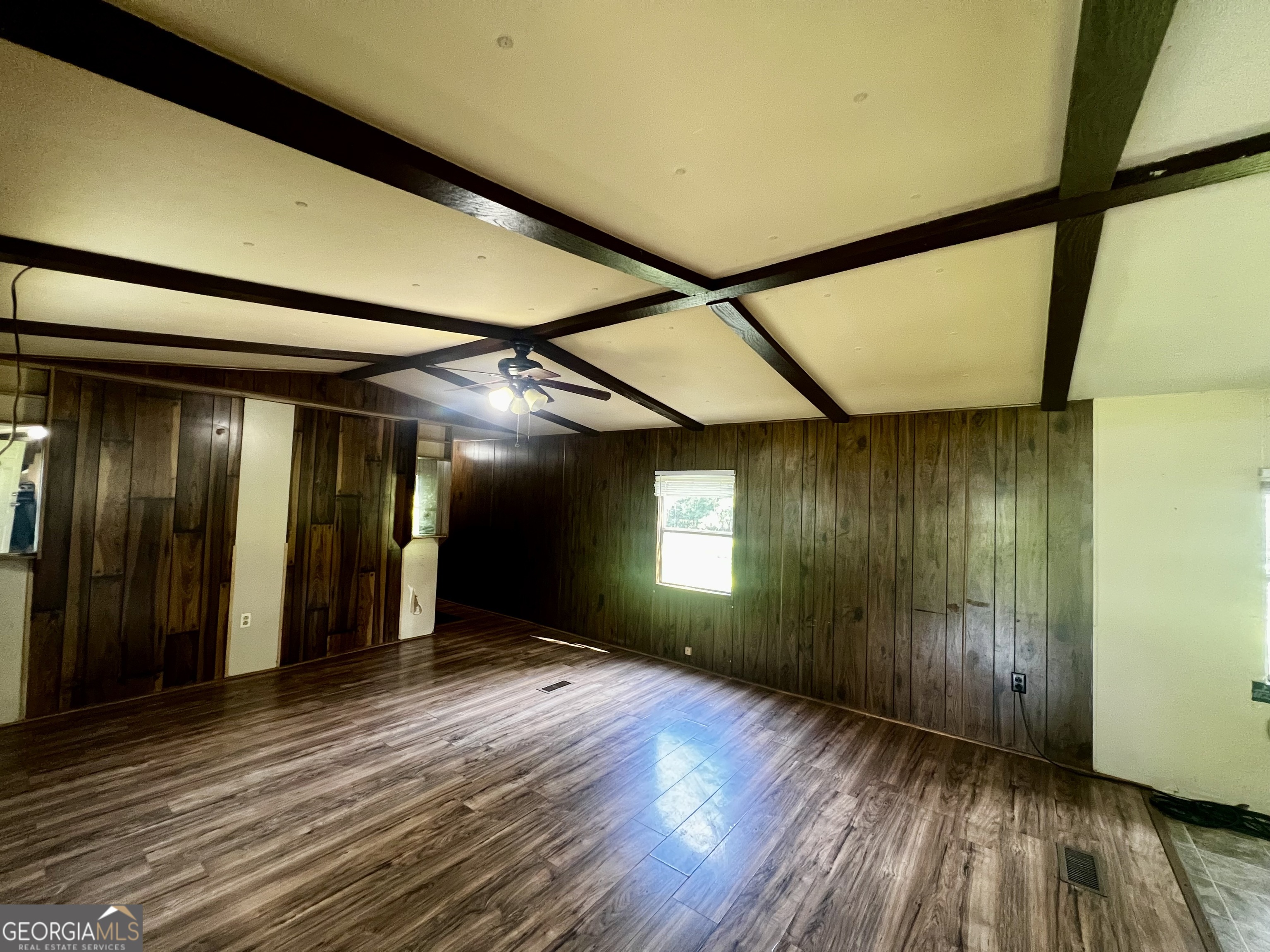 128 N Robbie Drive Property Photo 7