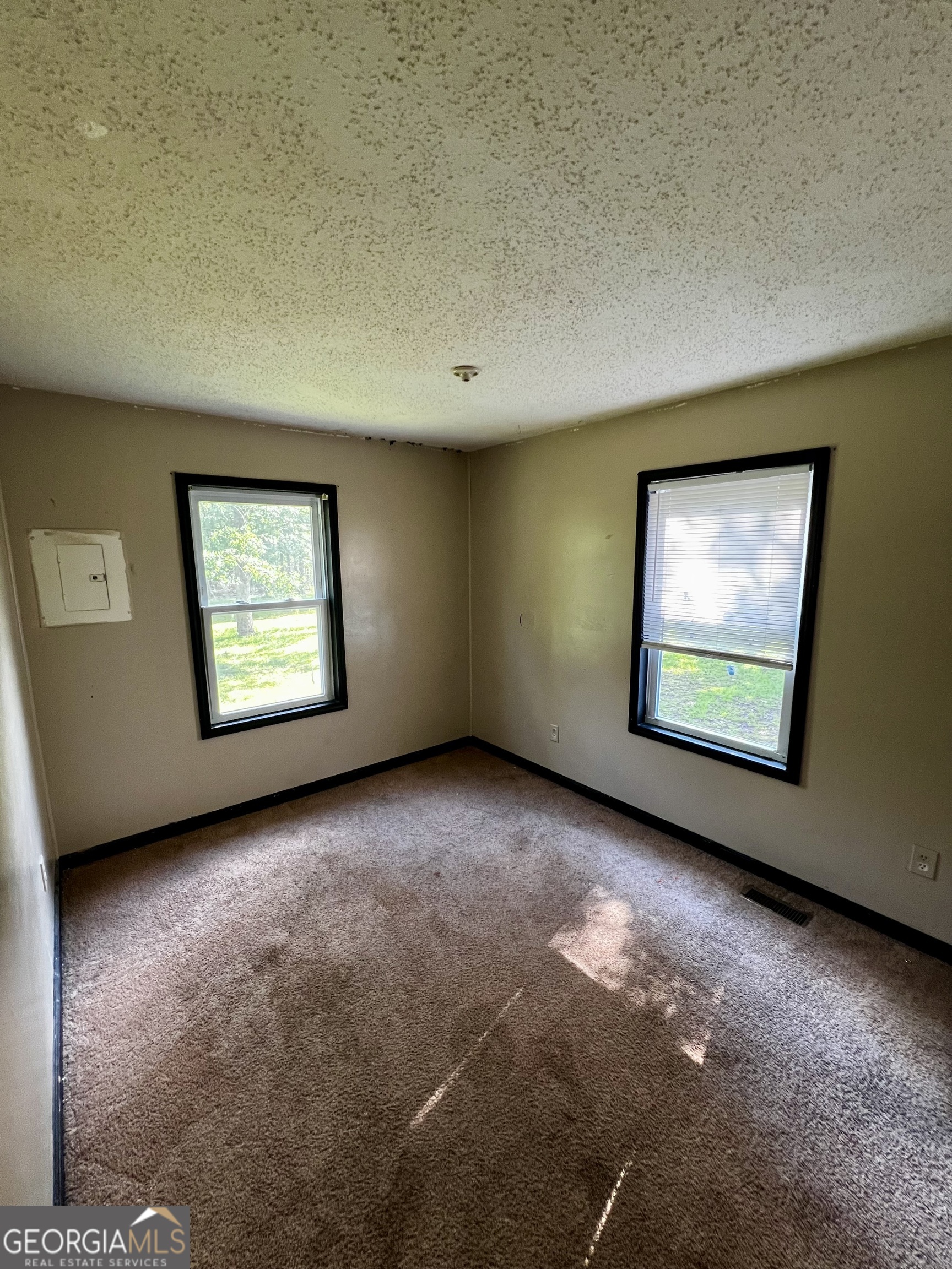 128 N Robbie Drive Property Photo 15