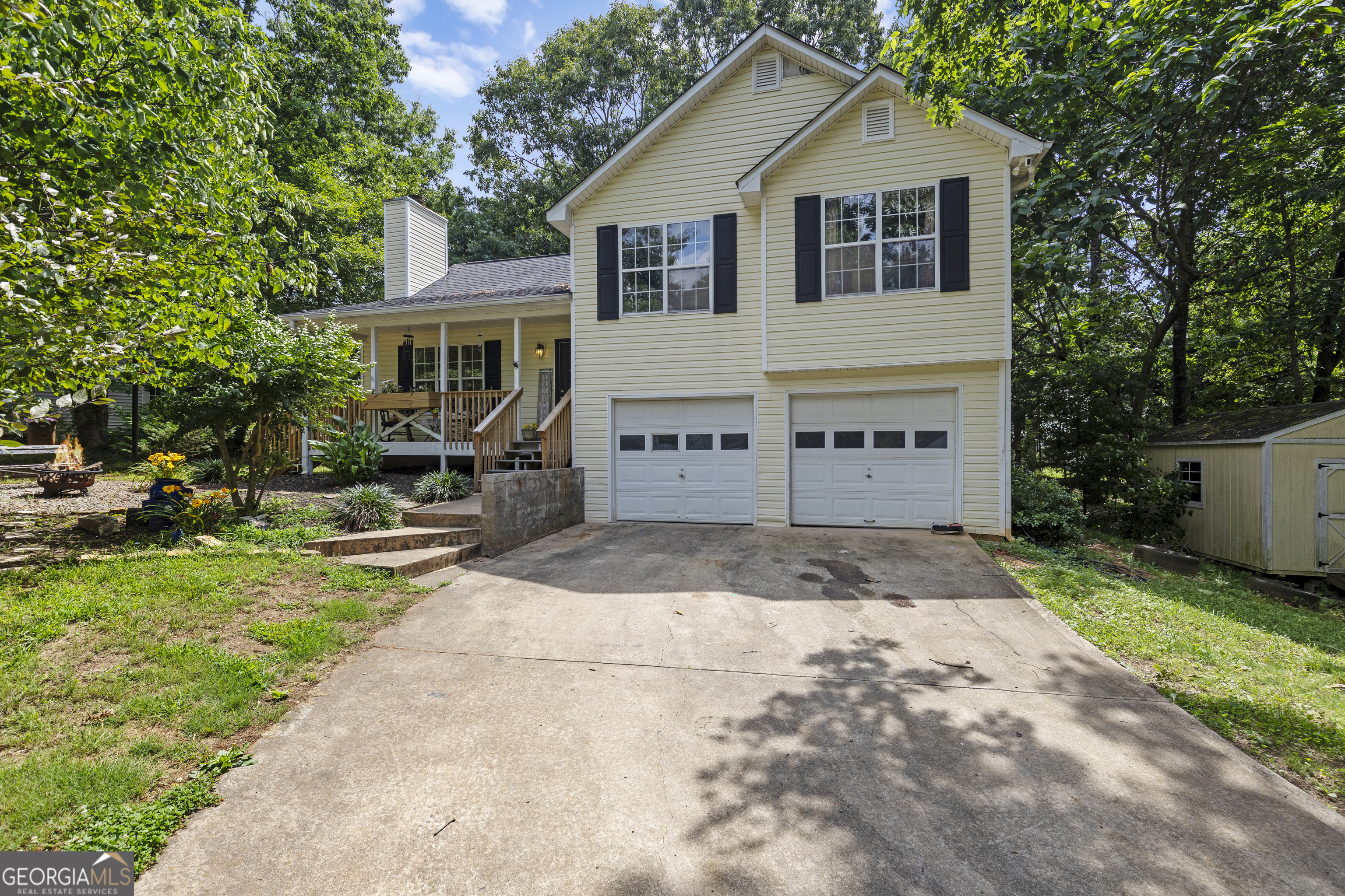 7130 Bristol Trail Property Photo 1