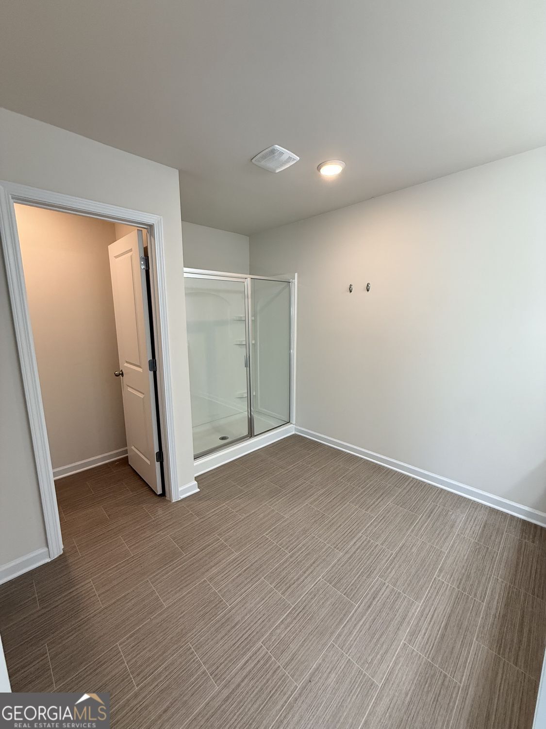 1144 Westhampton Way Property Photo 19