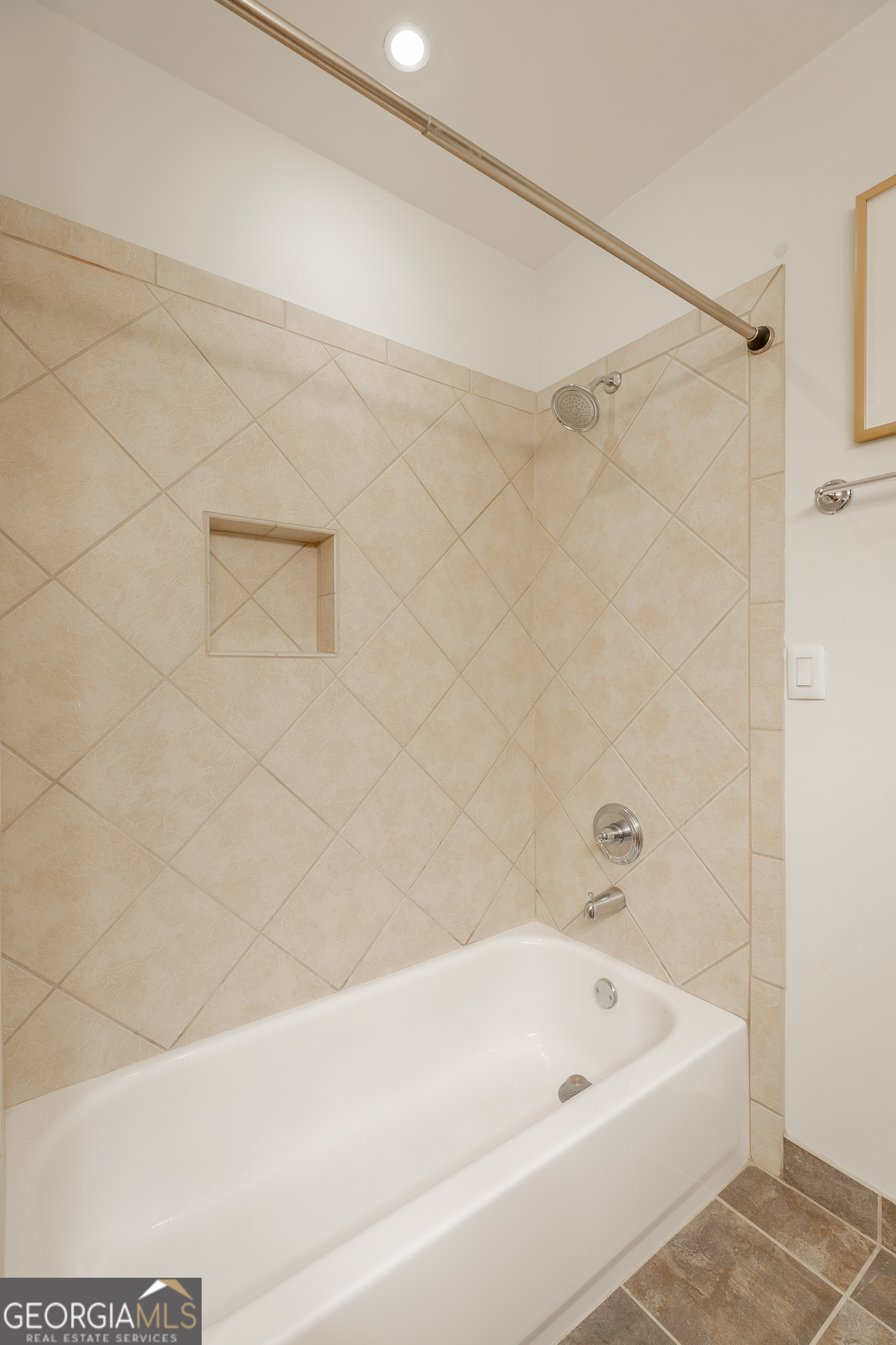 4 Cherokee Boulevard Property Photo 22