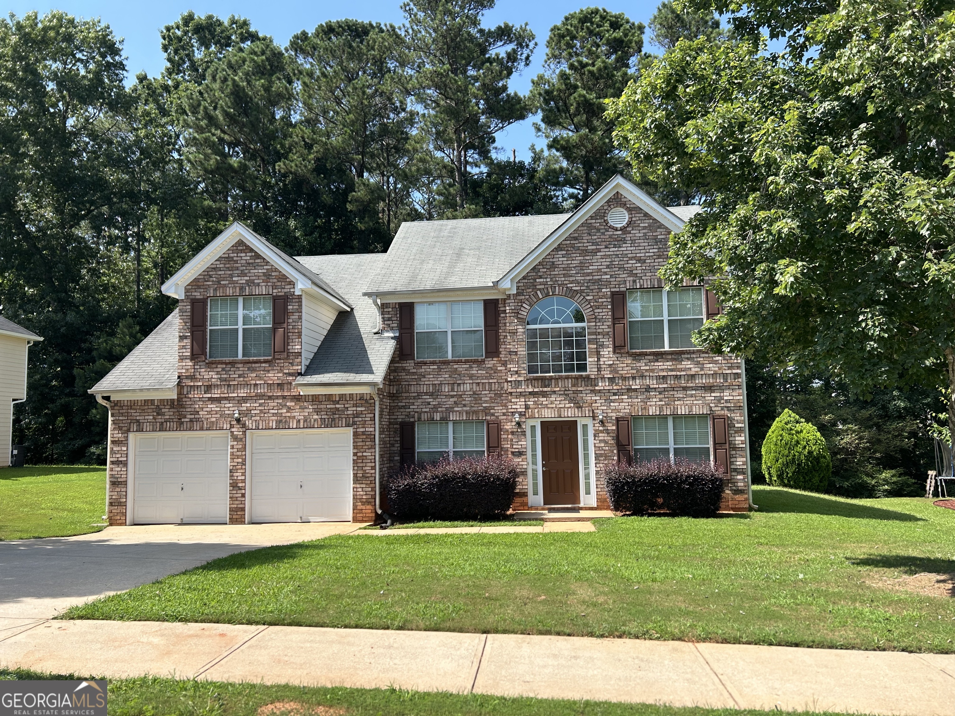 9155 Saunders Drive Property Photo 1