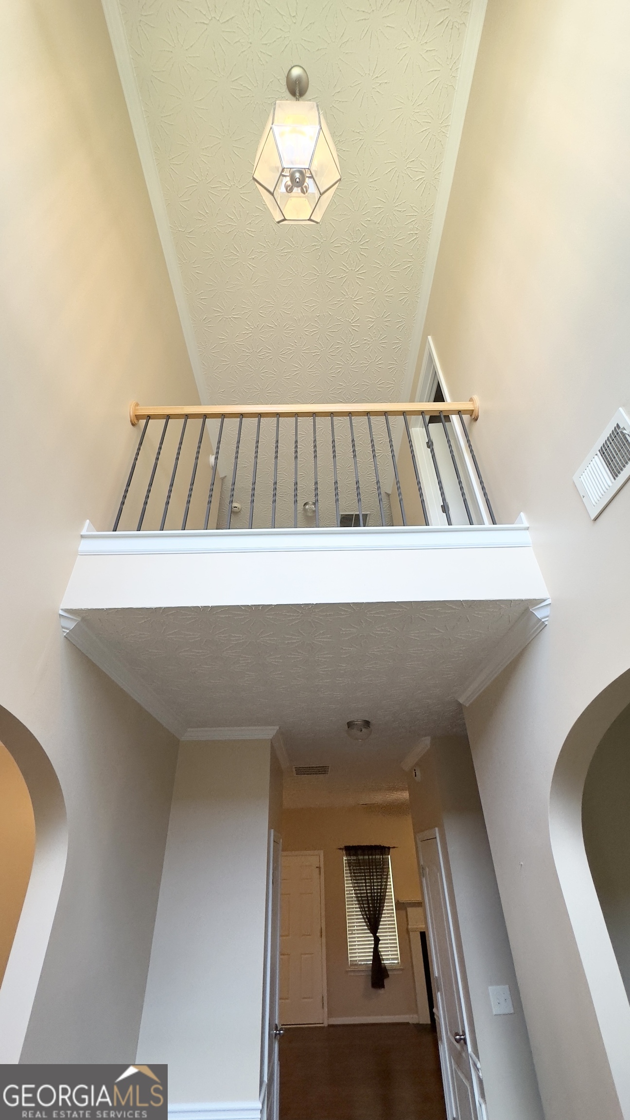 9155 Saunders Drive Property Photo 2
