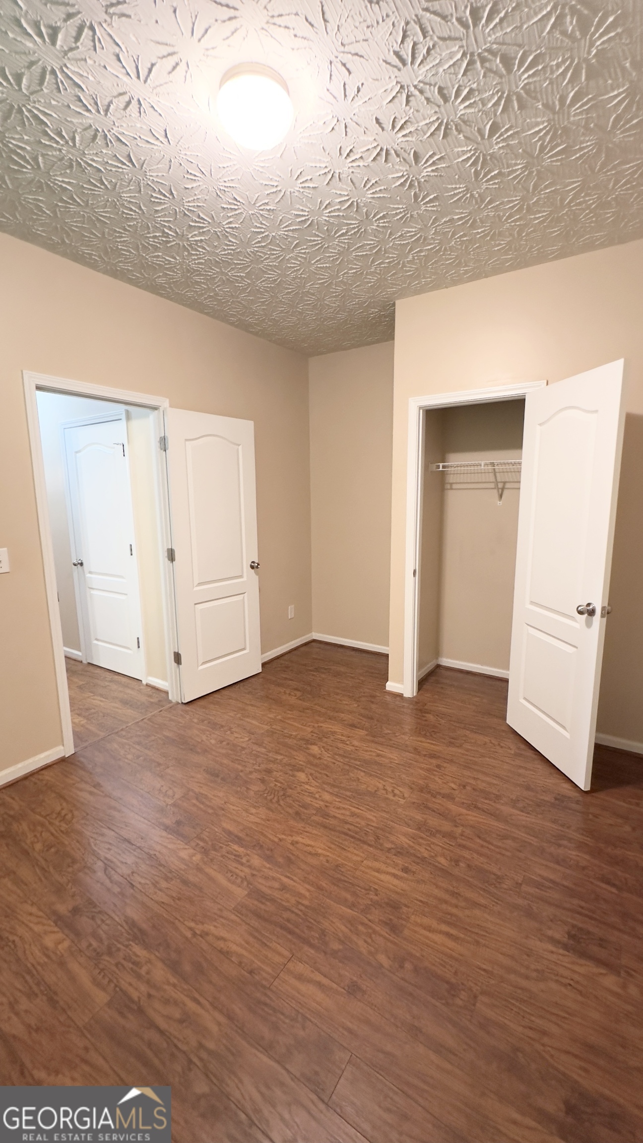 9155 Saunders Drive Property Photo 18