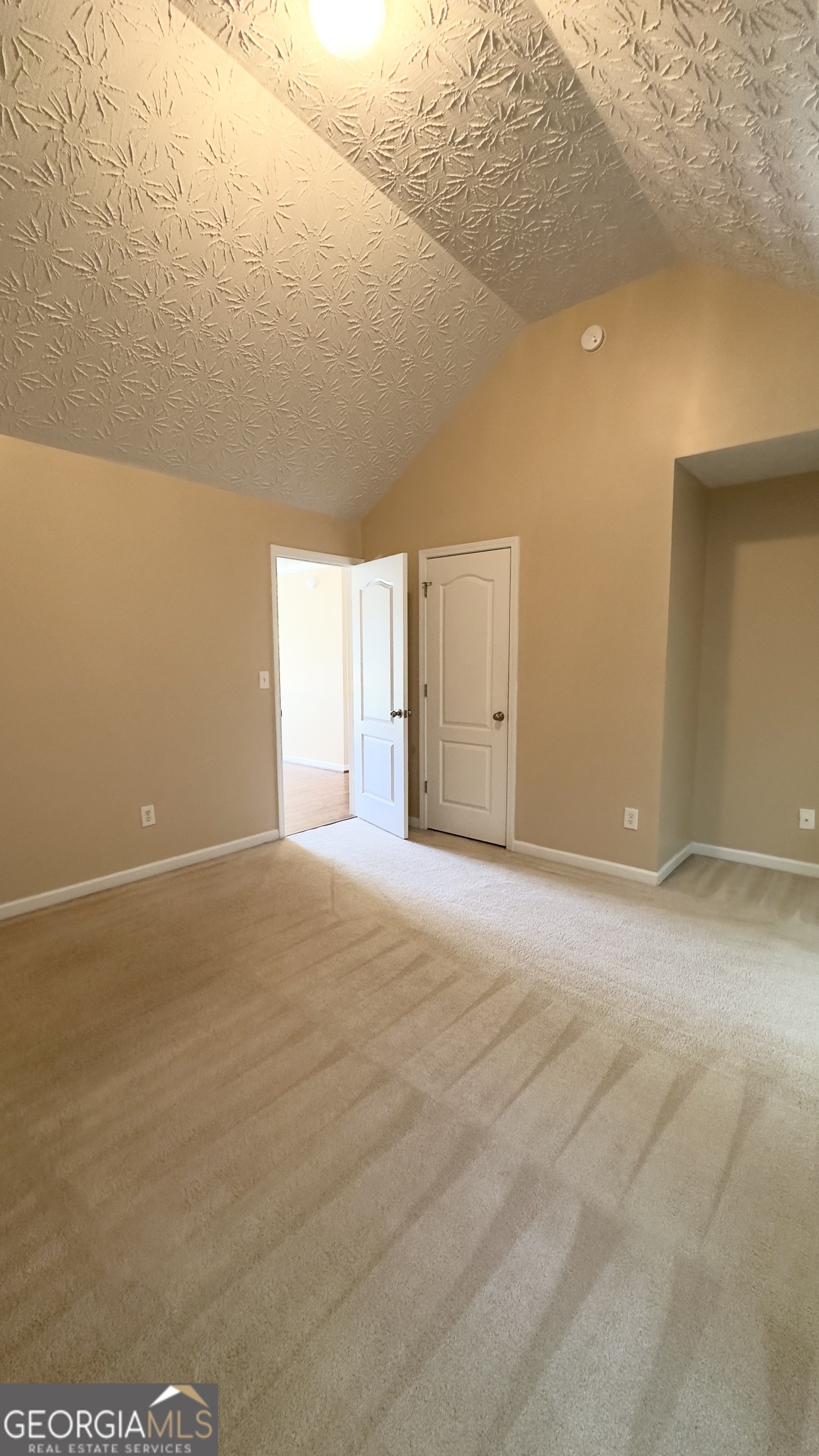 9155 Saunders Drive Property Photo 24