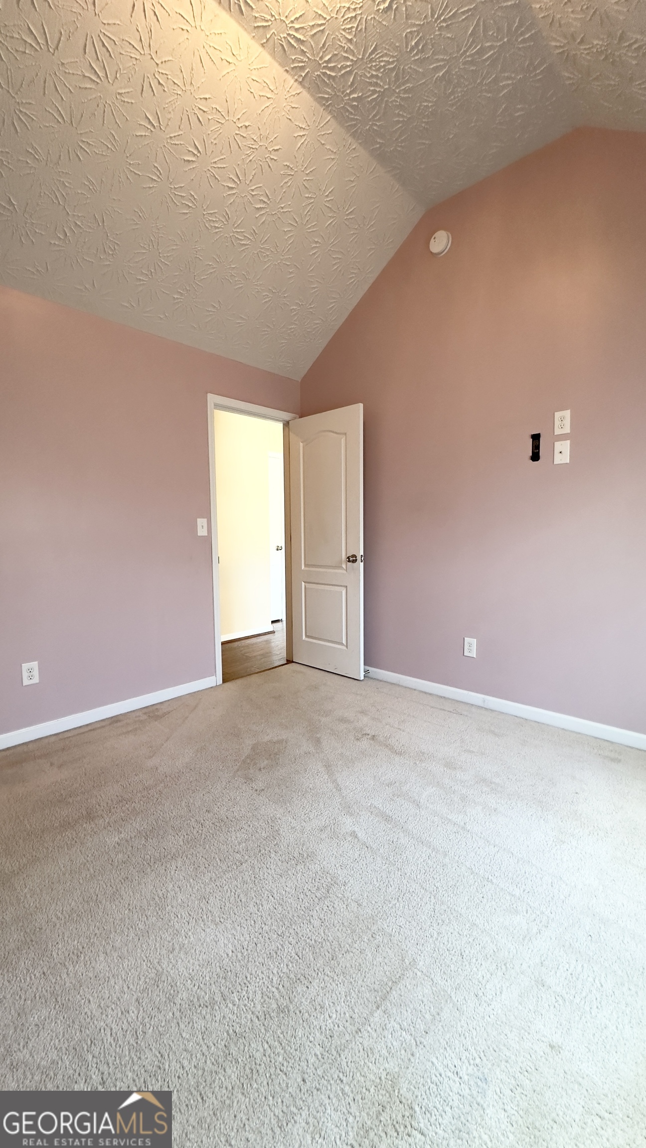 9155 Saunders Drive Property Photo 28