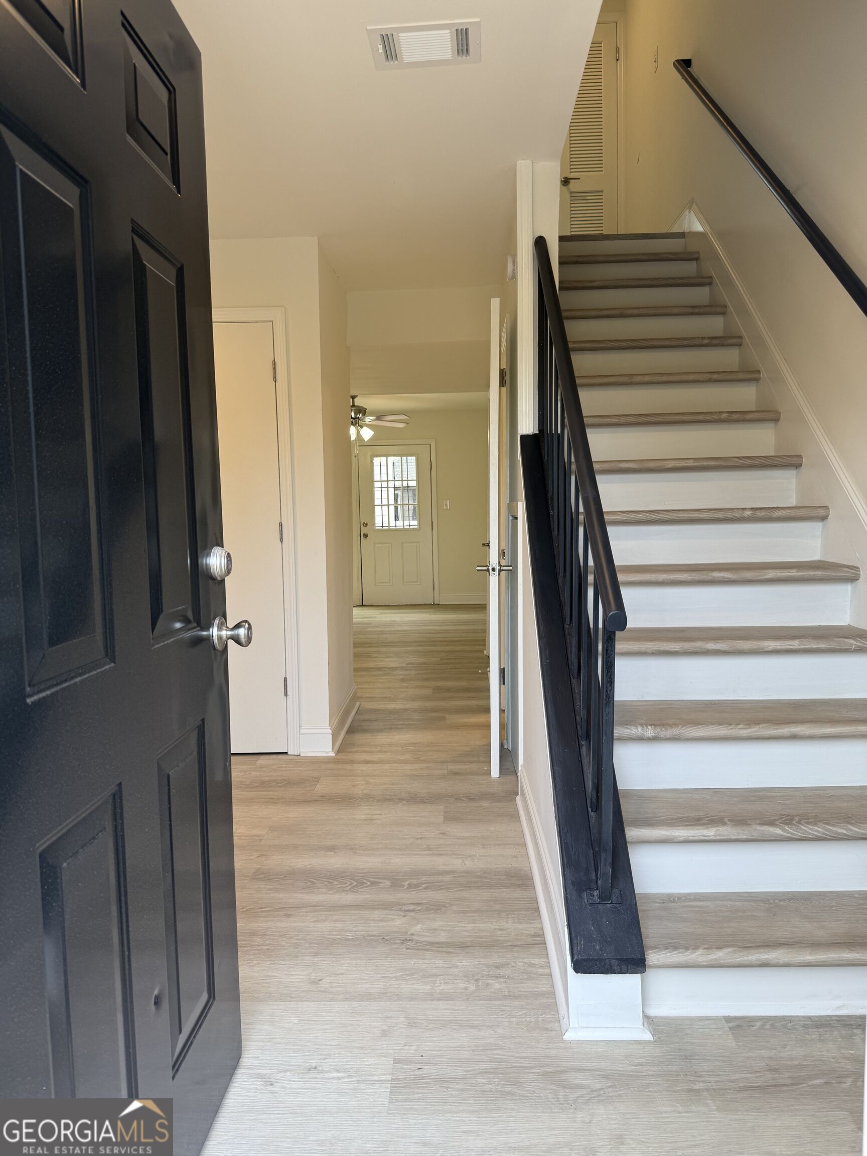 1157 Boulevard Property Photo 5