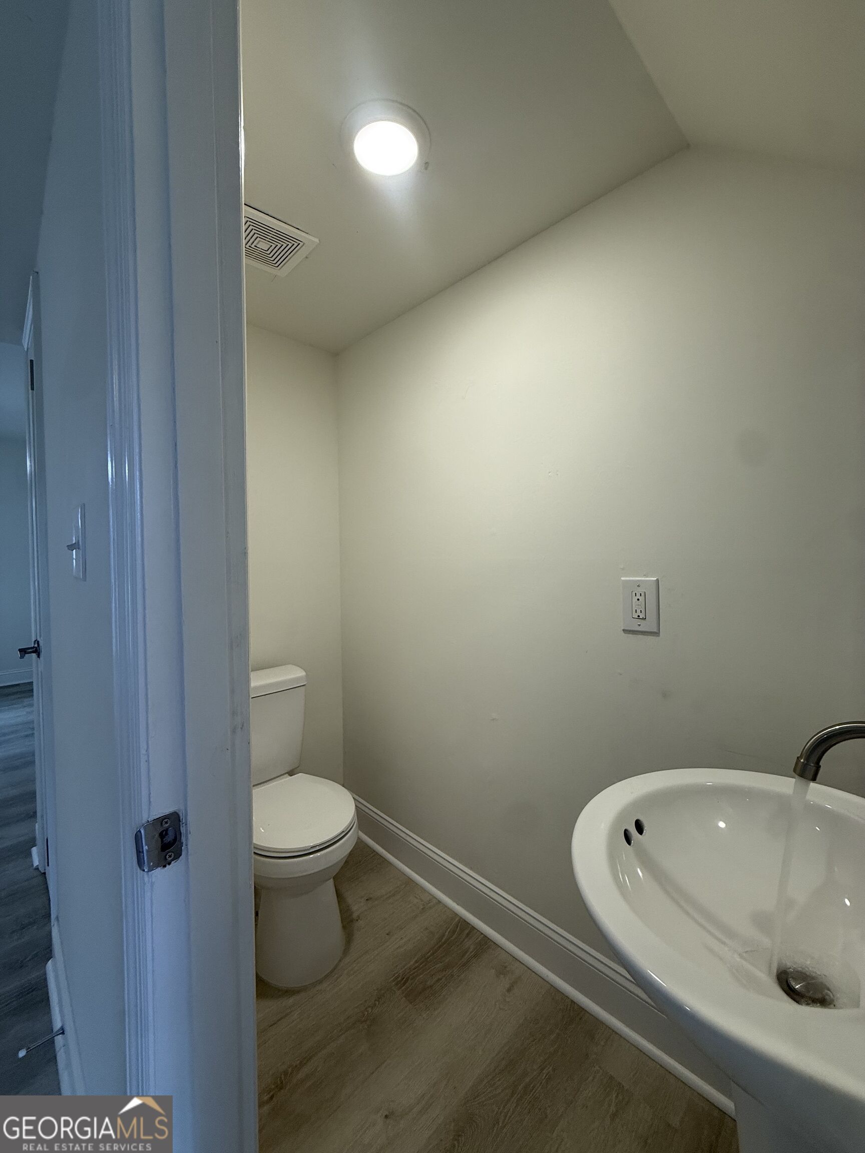 1155 Boulevard Property Photo 3