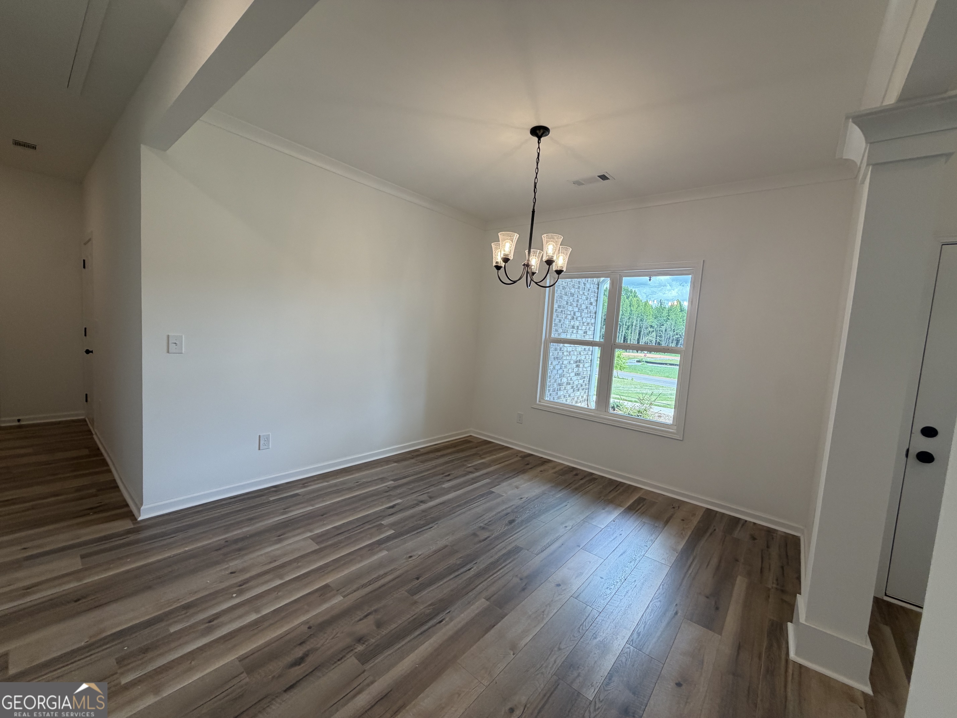1319 Sycamore Circle Property Photo 8