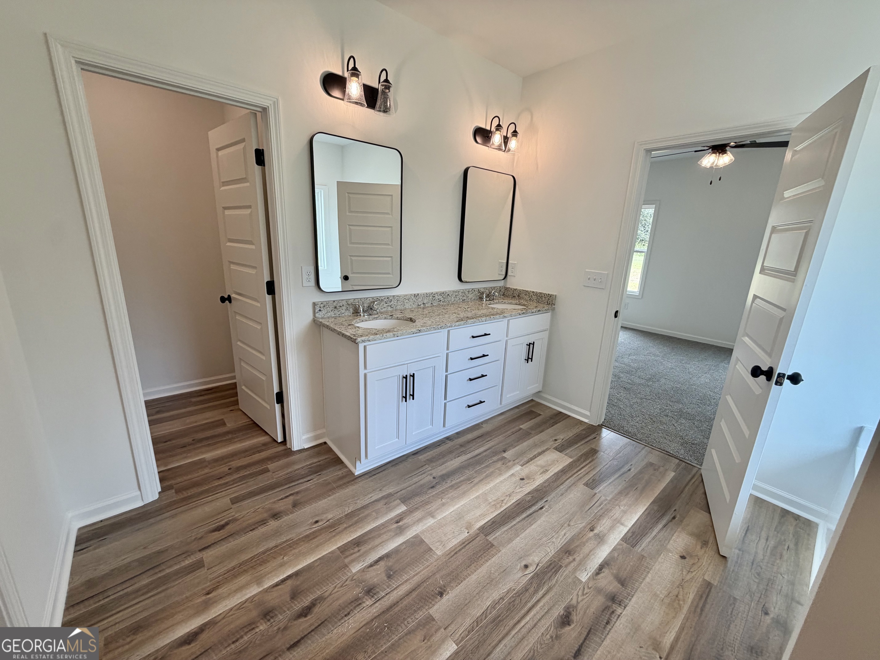 1319 Sycamore Circle Property Photo 29