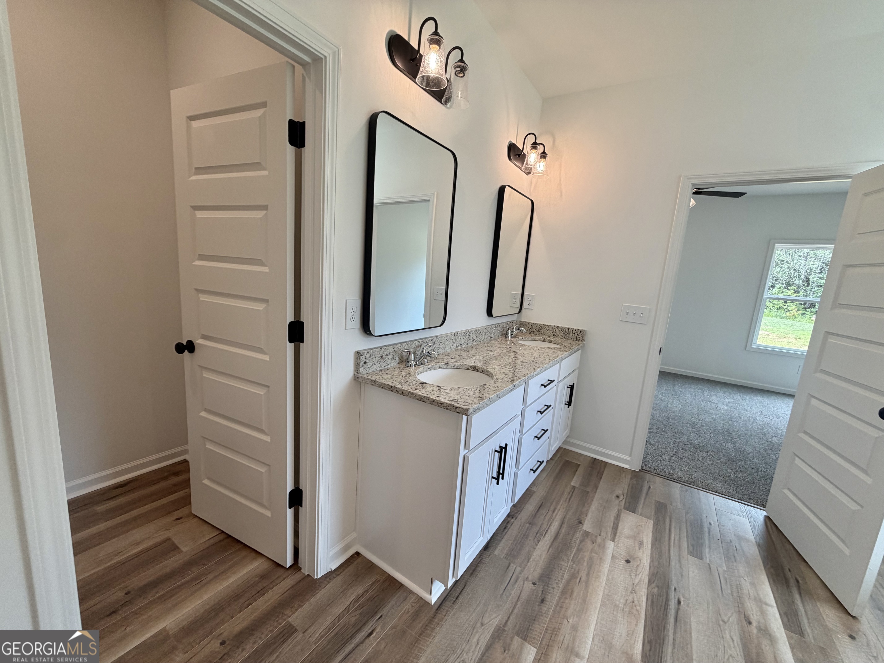 1319 Sycamore Circle Property Photo 35