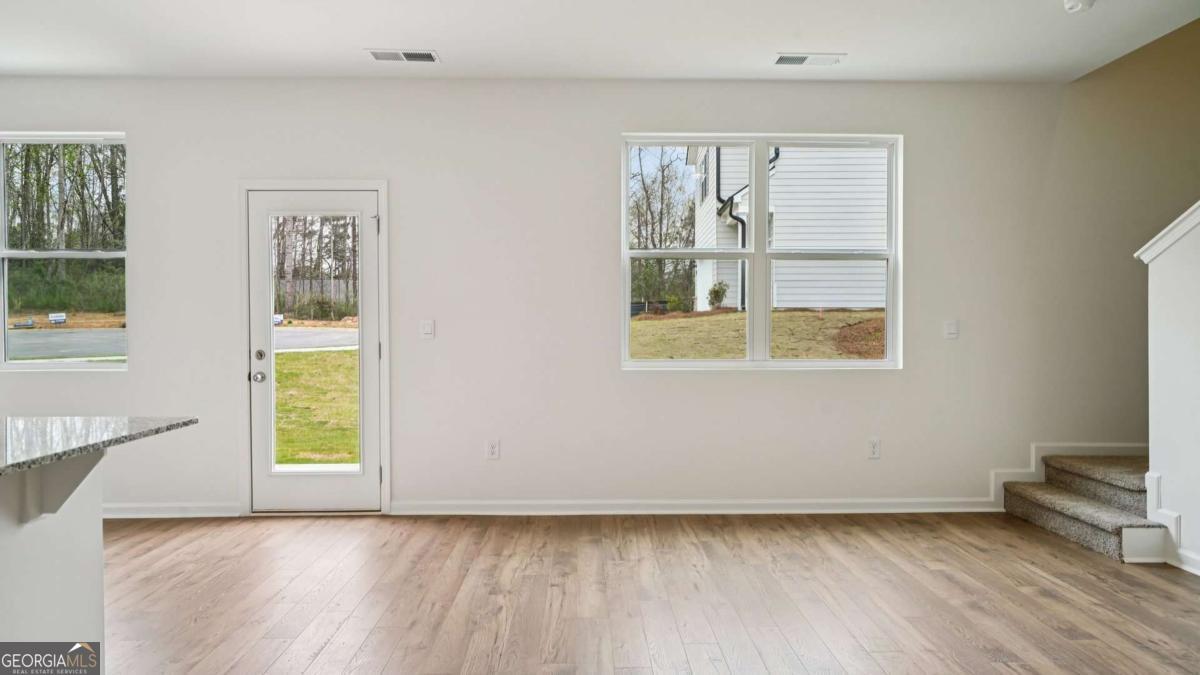 5477 Cypress Circle Property Photo 5