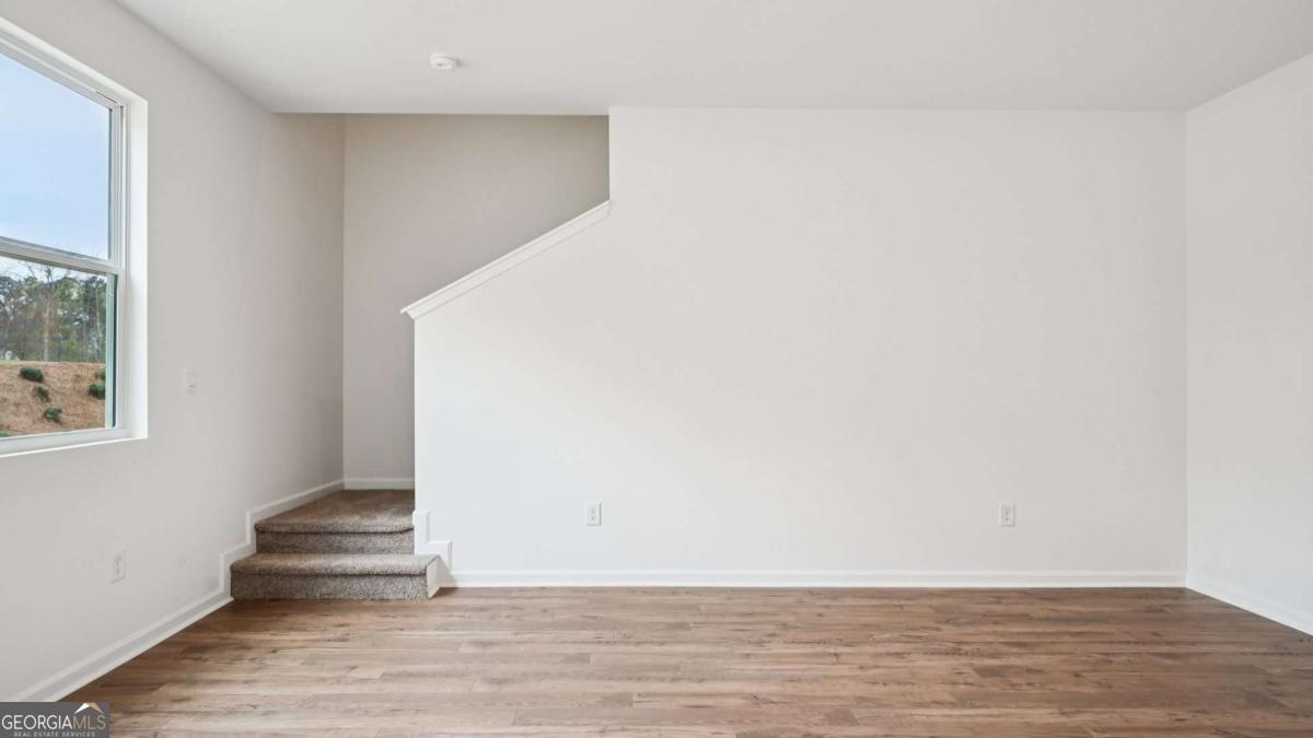 5477 Cypress Circle Property Photo 6