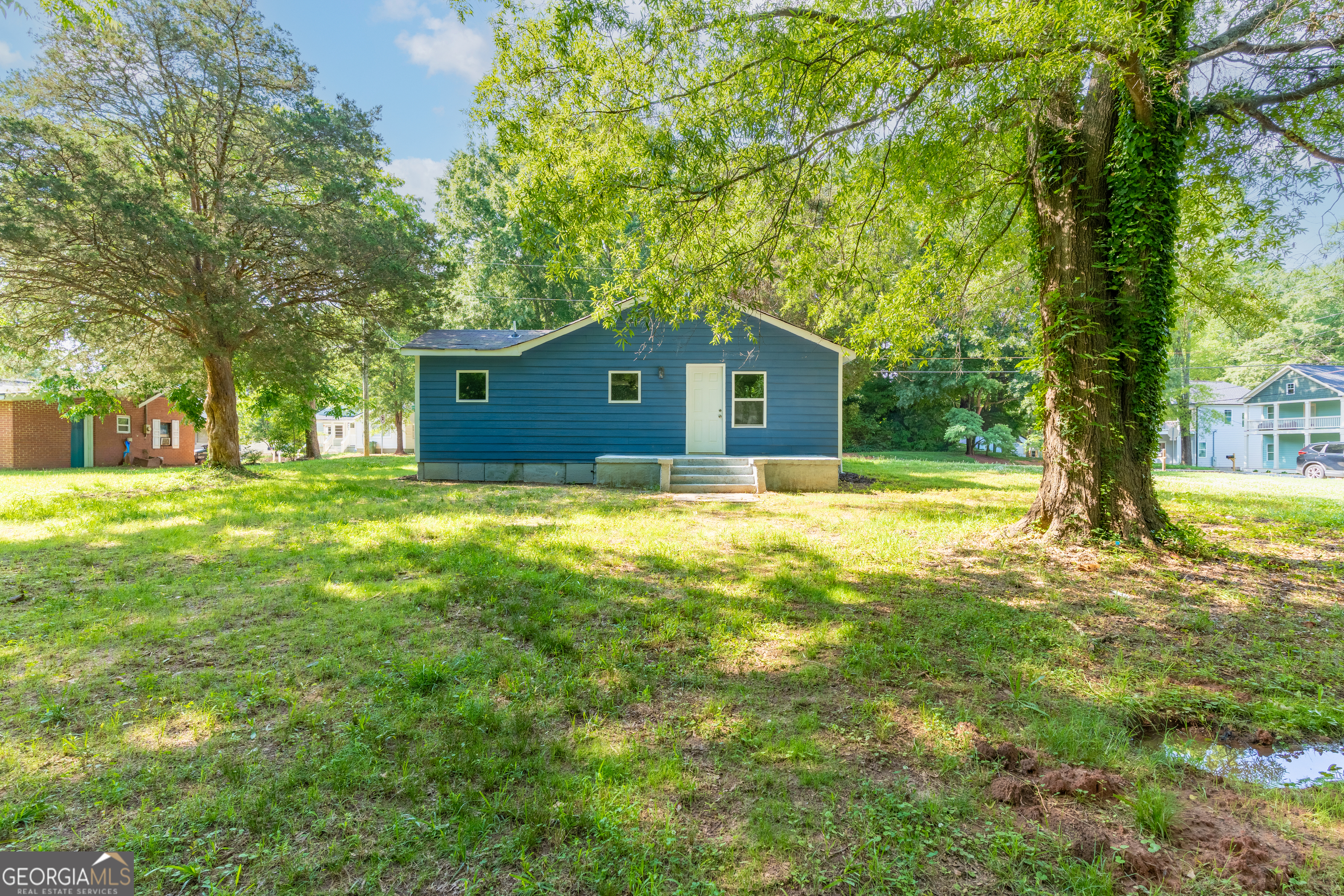808 Davis Street Property Photo 23