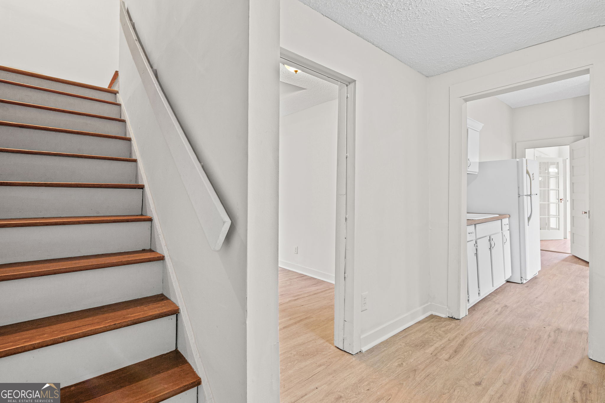 3097 E Point Street Property Photo 16