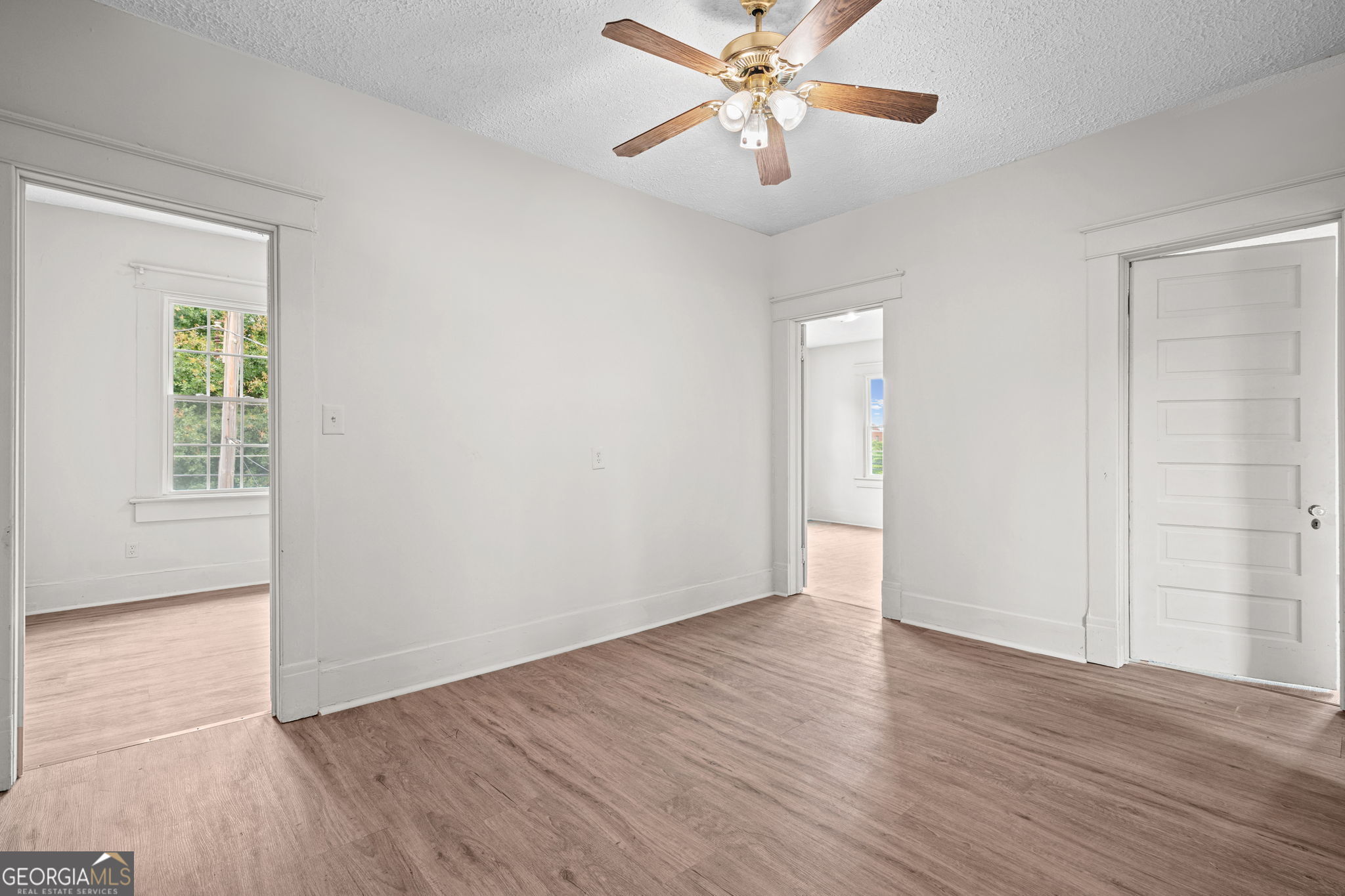3097 E Point Street Property Photo 27