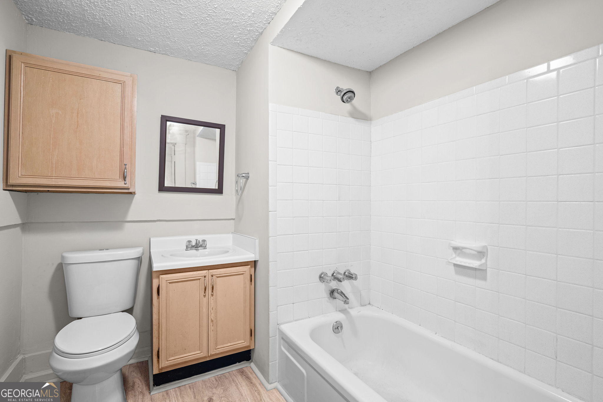 3097 E Point Street Property Photo 29