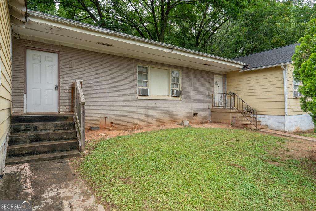 1318 Eason Street Nw Property Photo 2