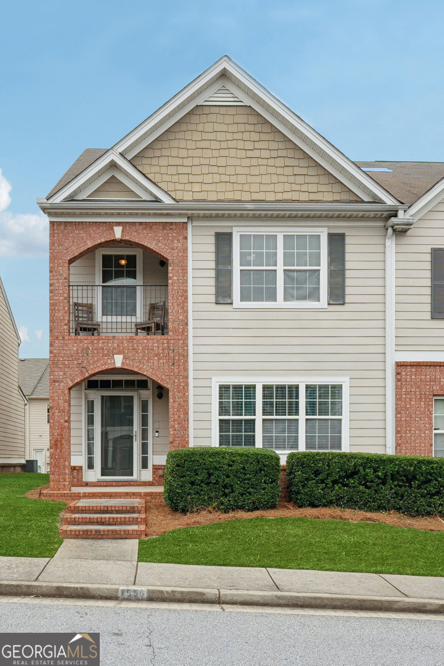 7556 Rutgers Circle Property Photo 1