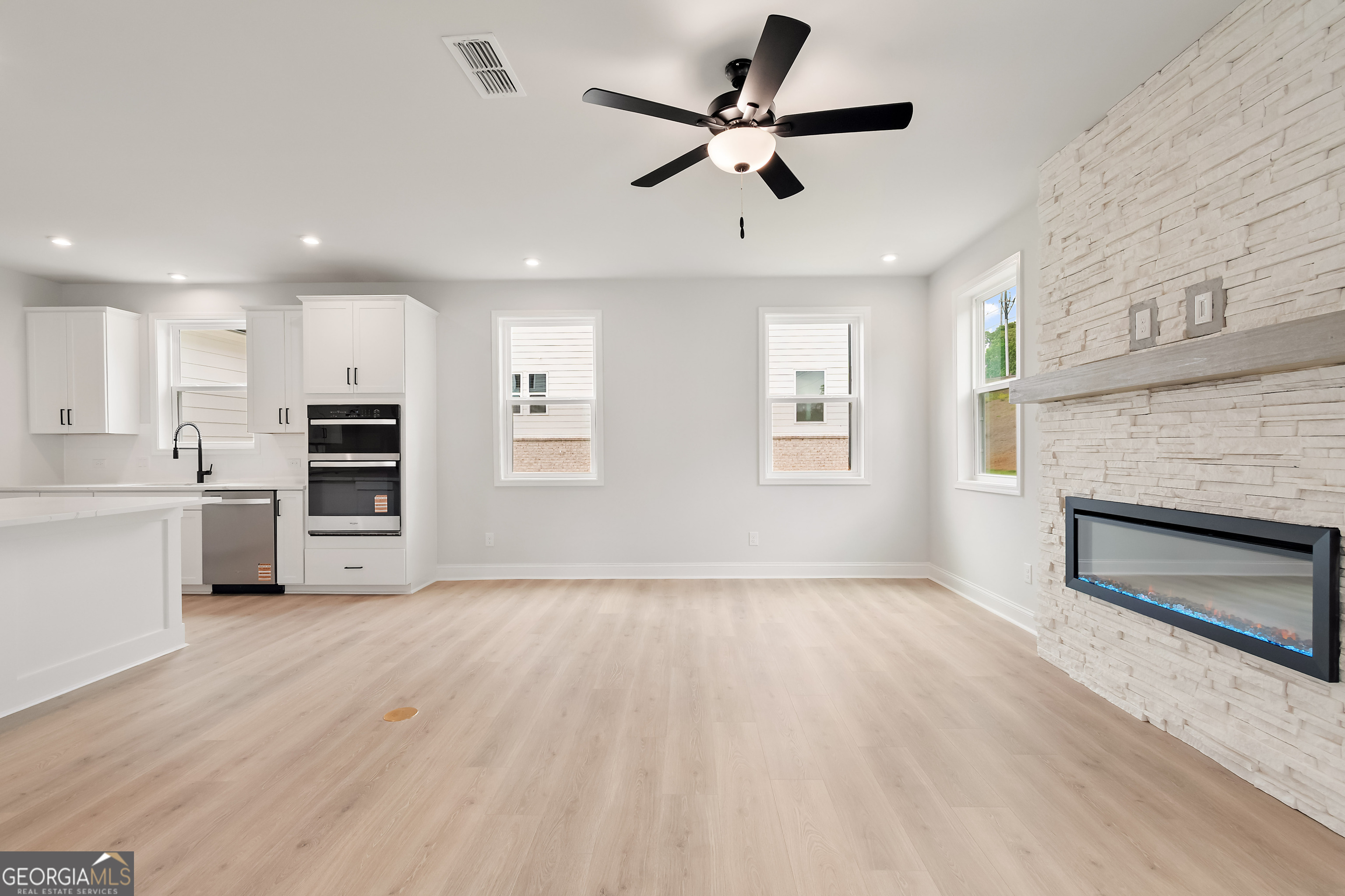 4091 Adler Circle Property Photo 13