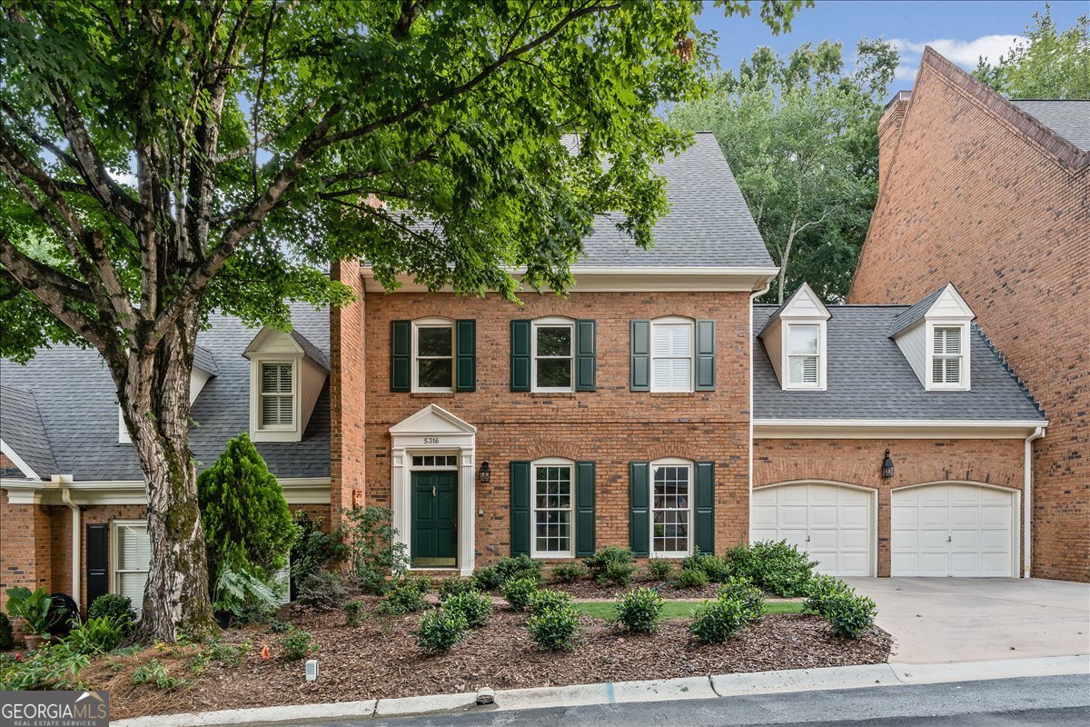 5316 Fairfield W Property Photo 1