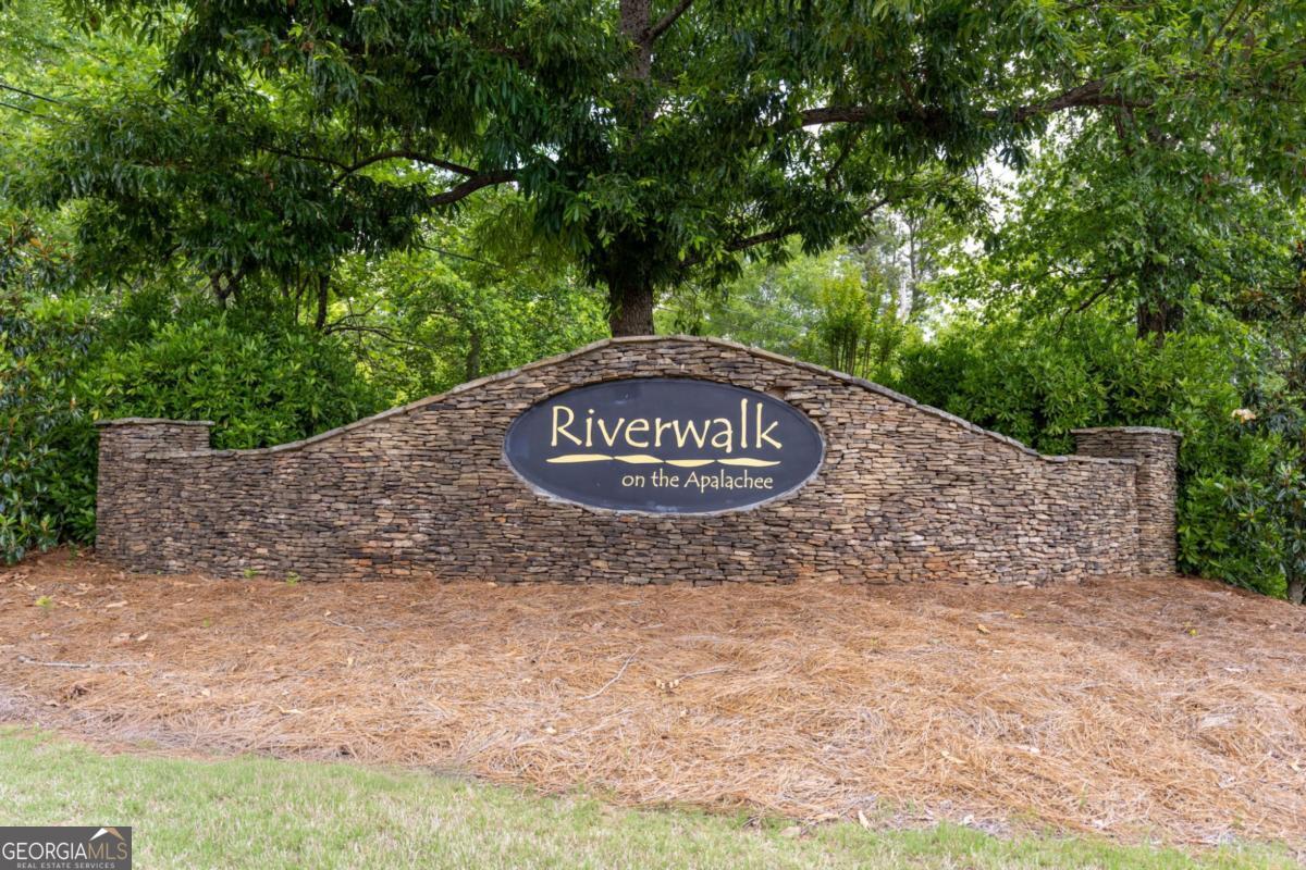 1441 Riverwalk Road Property Photo 2