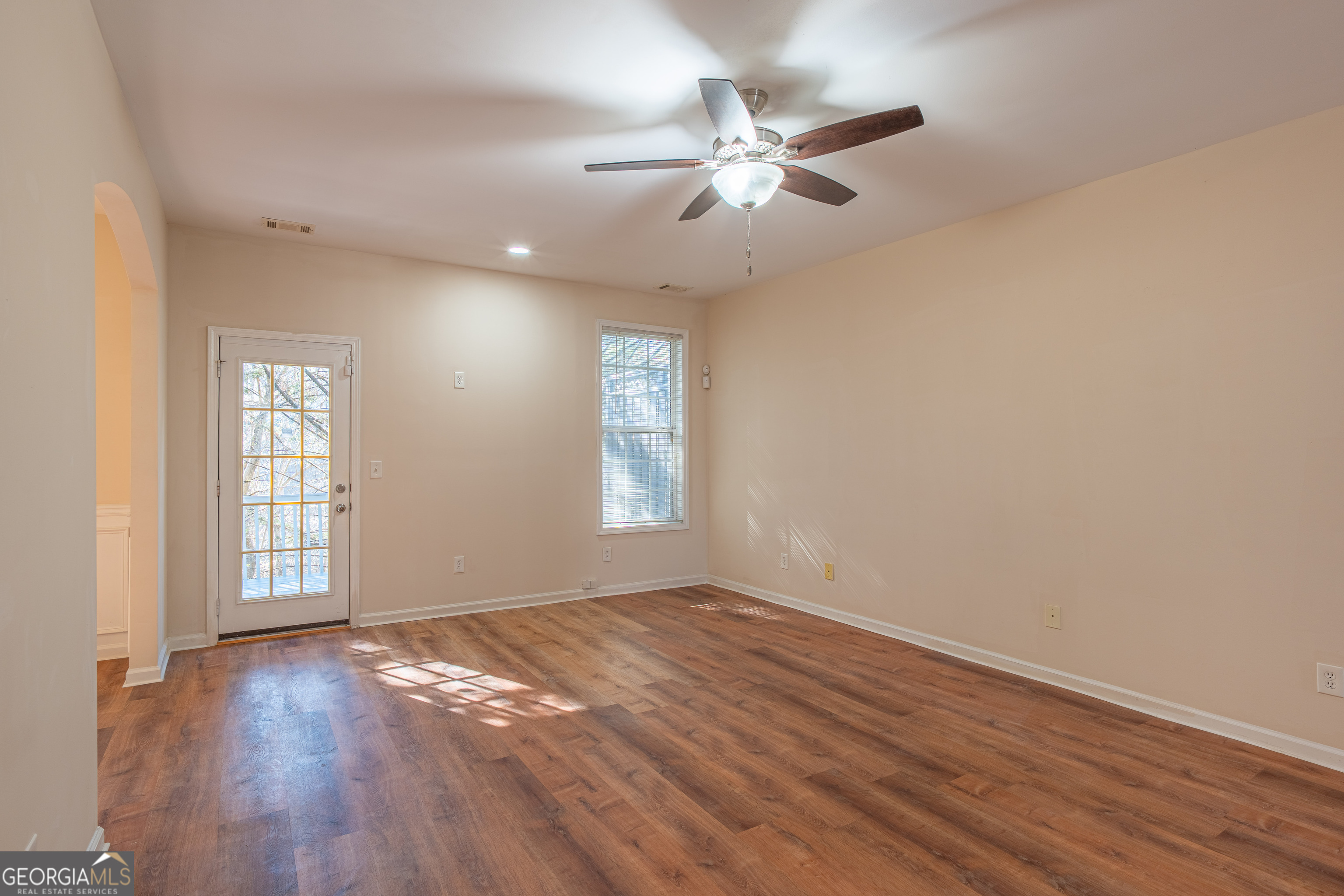 3800 Thayer Trace Property Photo 6