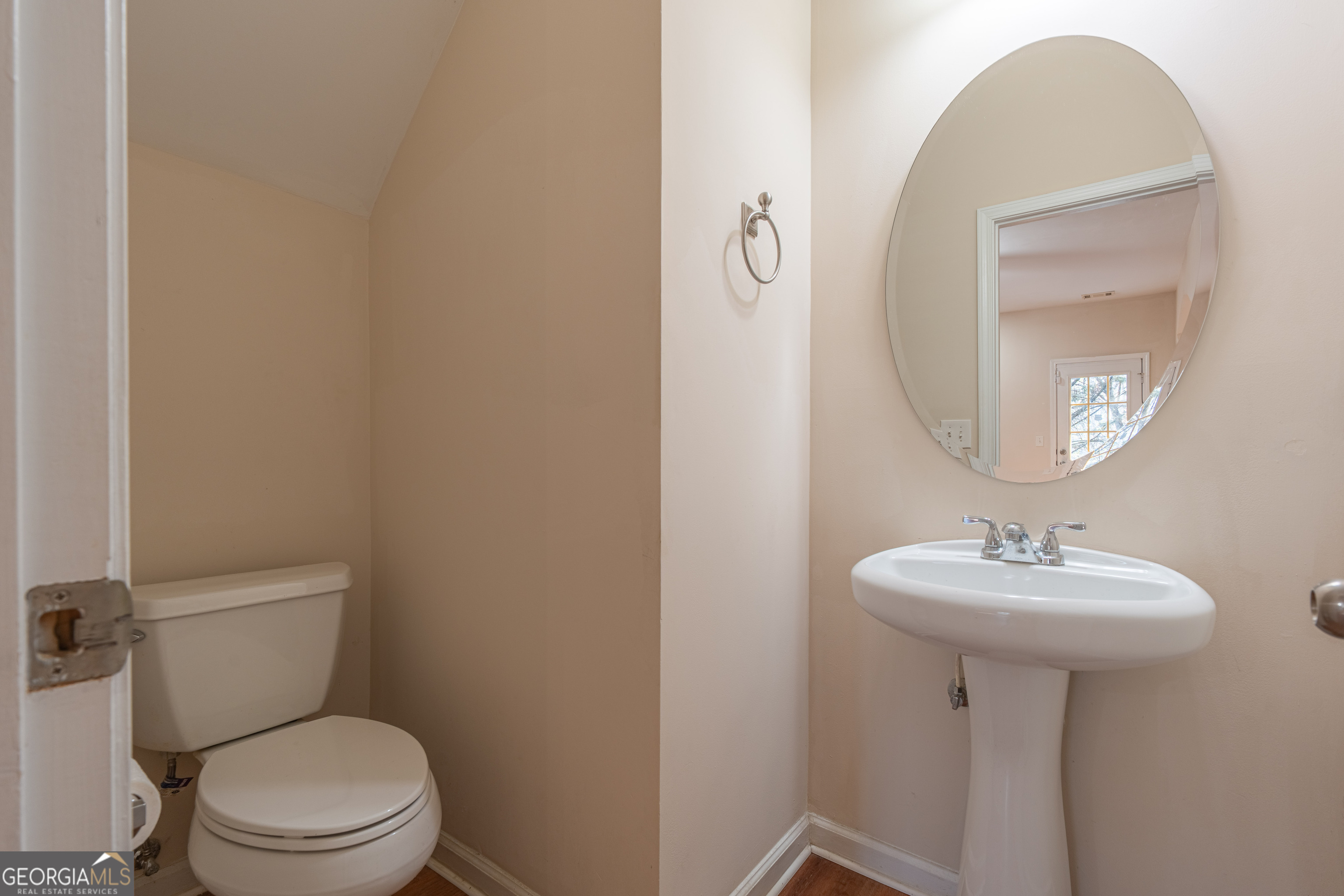 3800 Thayer Trace Property Photo 9