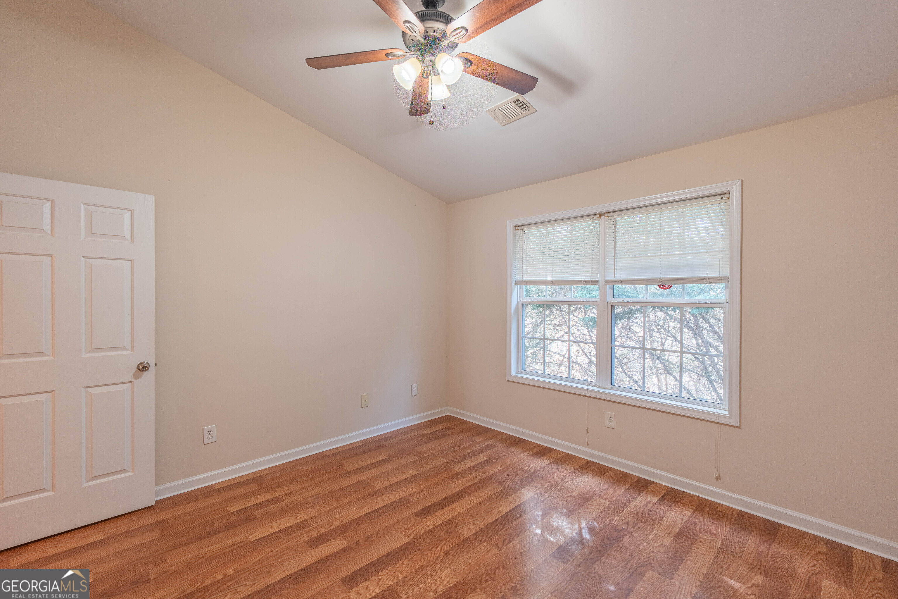 3800 Thayer Trace Property Photo 17