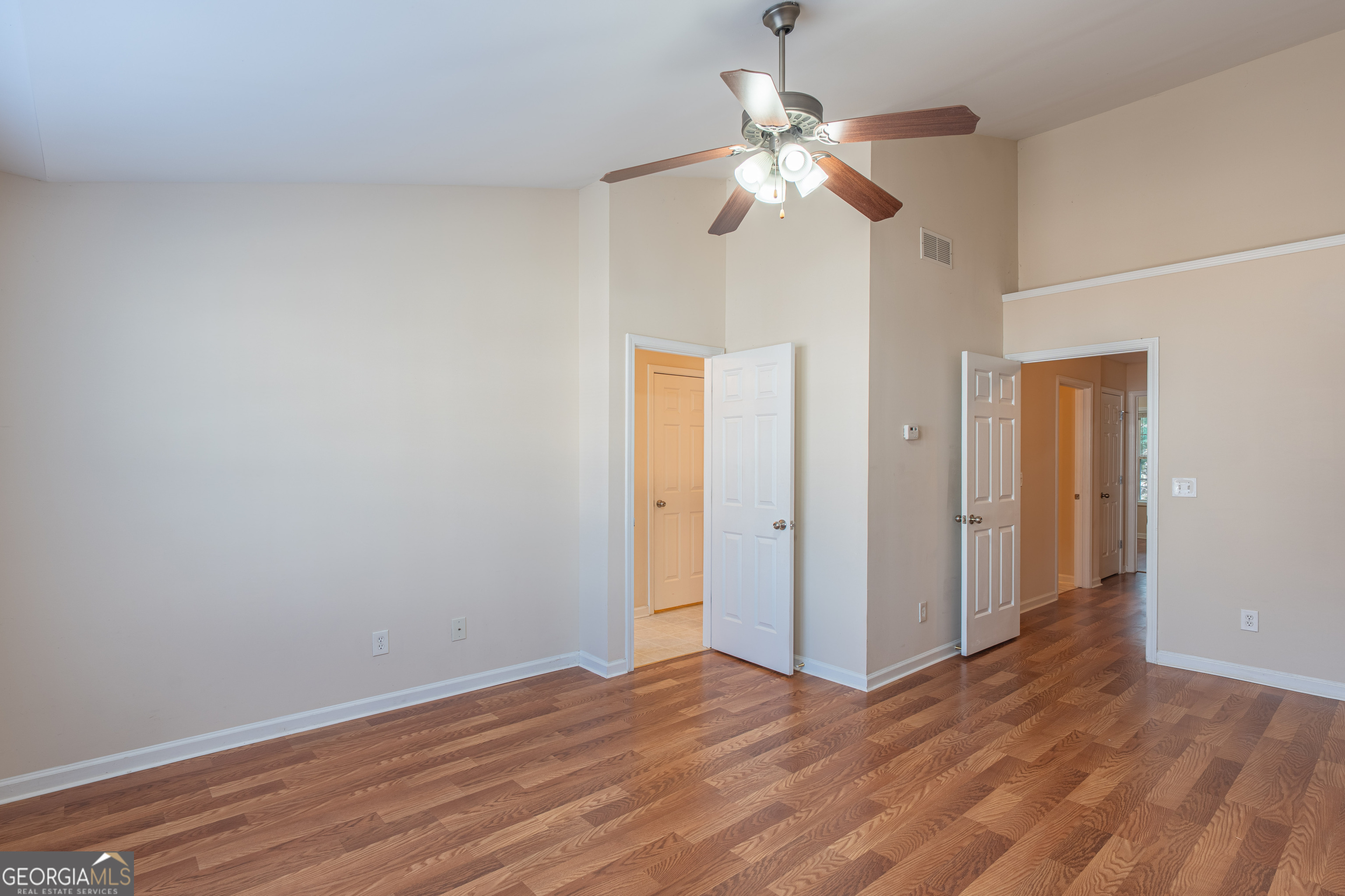 3800 Thayer Trace Property Photo 25
