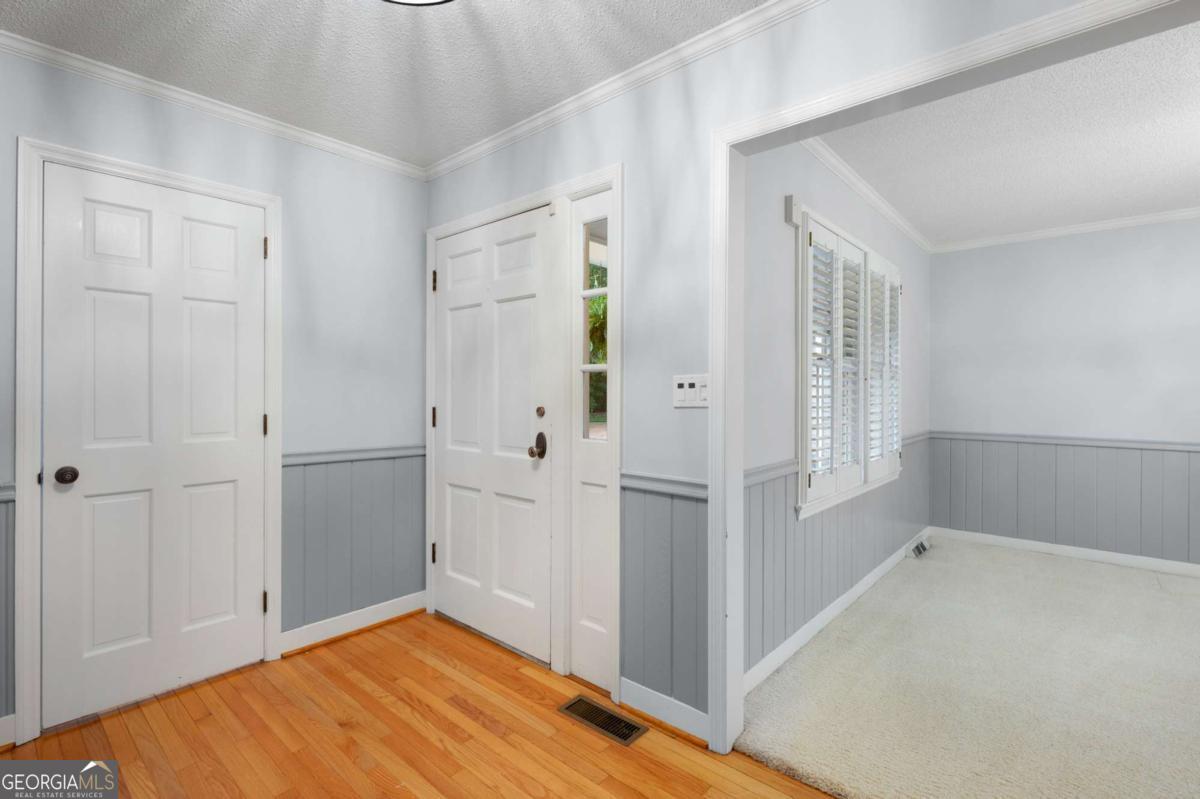 1904 Rena Lane Property Photo 13