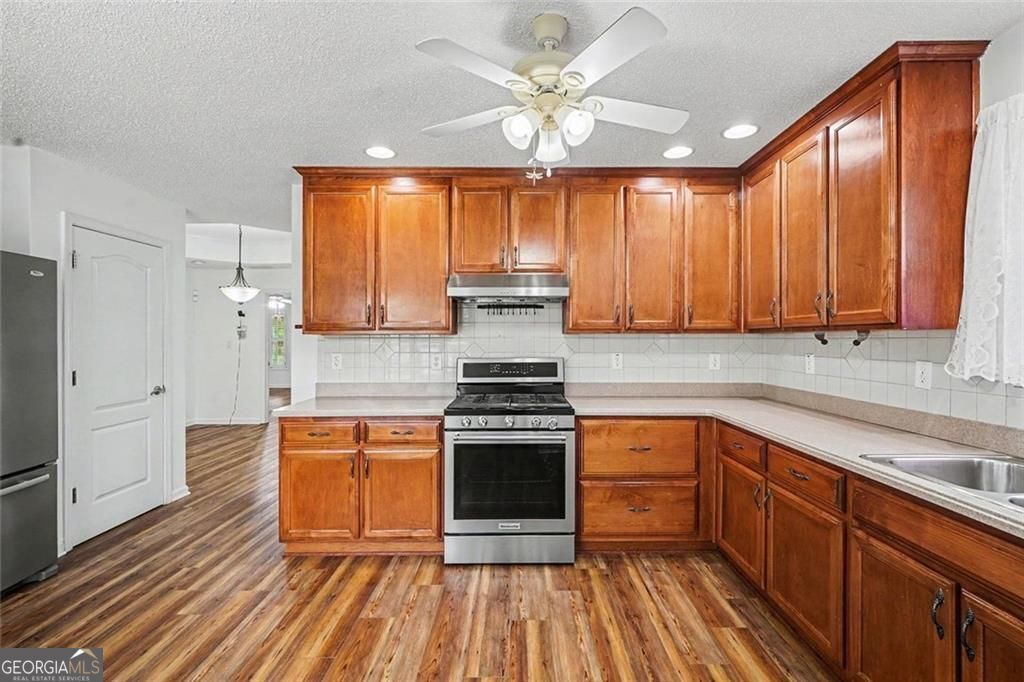 404 Gracious Way Property Photo 15