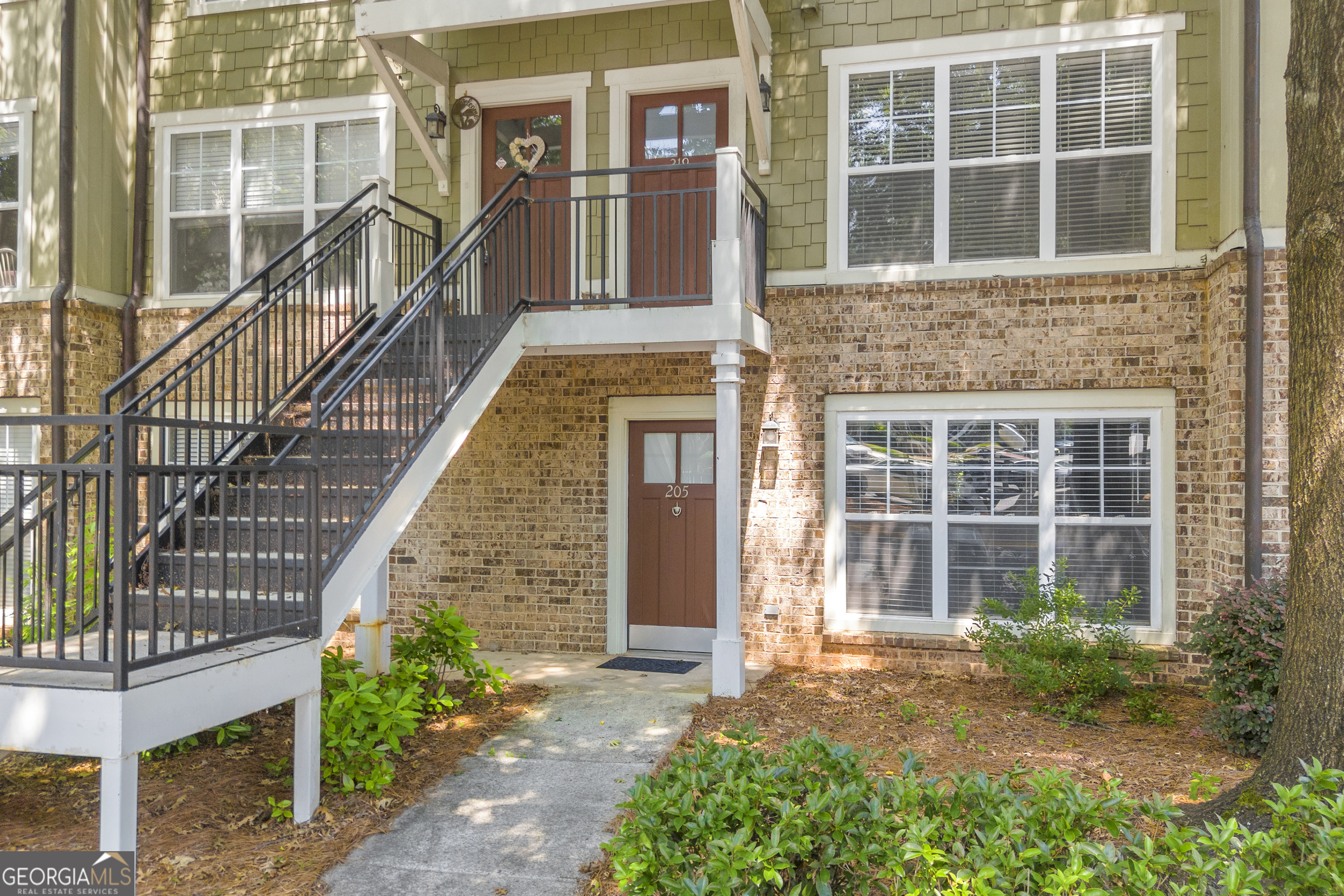 490 Barnett Shoals Road Apt 205 Property Photo 3