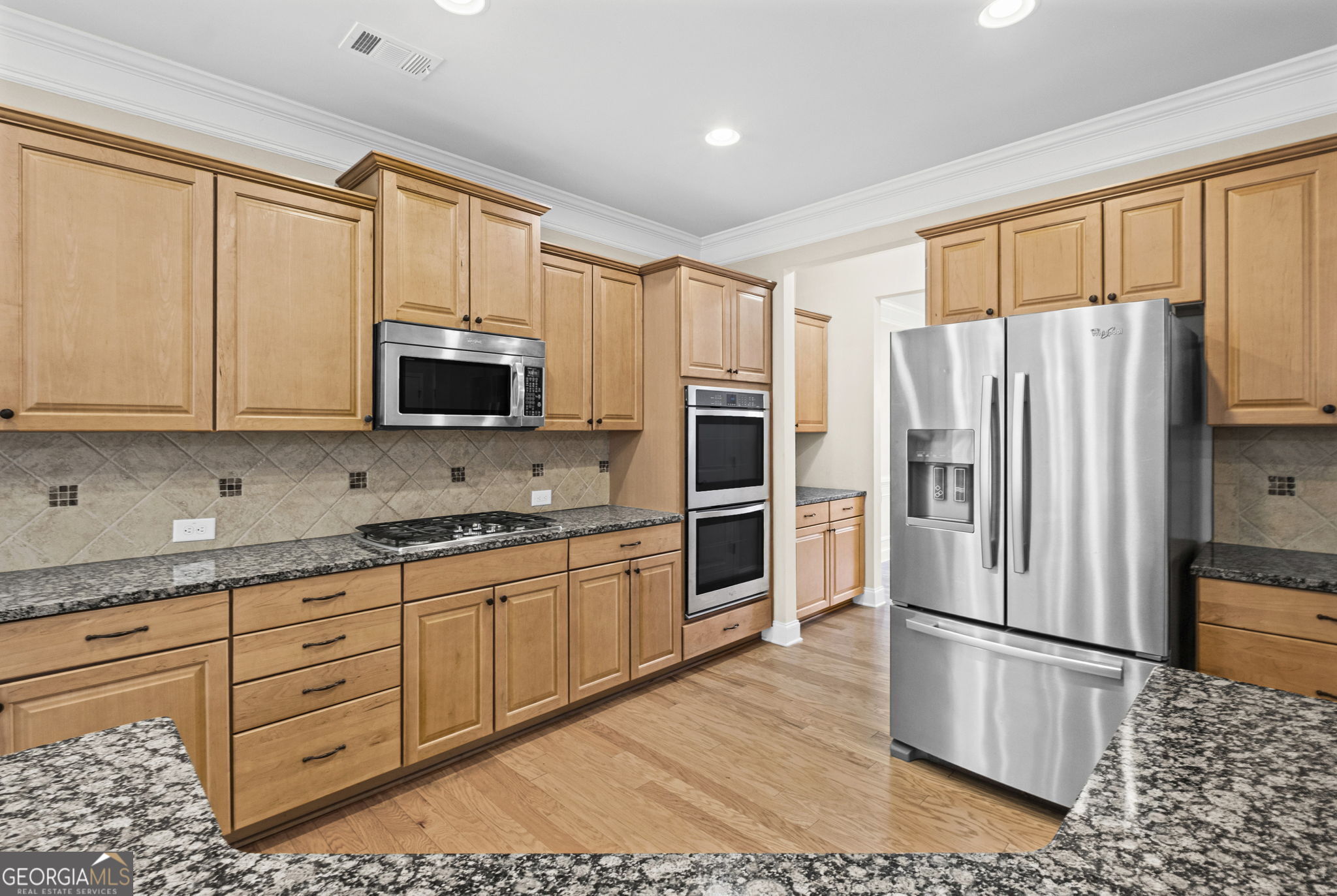 1040 Krobot Way Property Photo 13