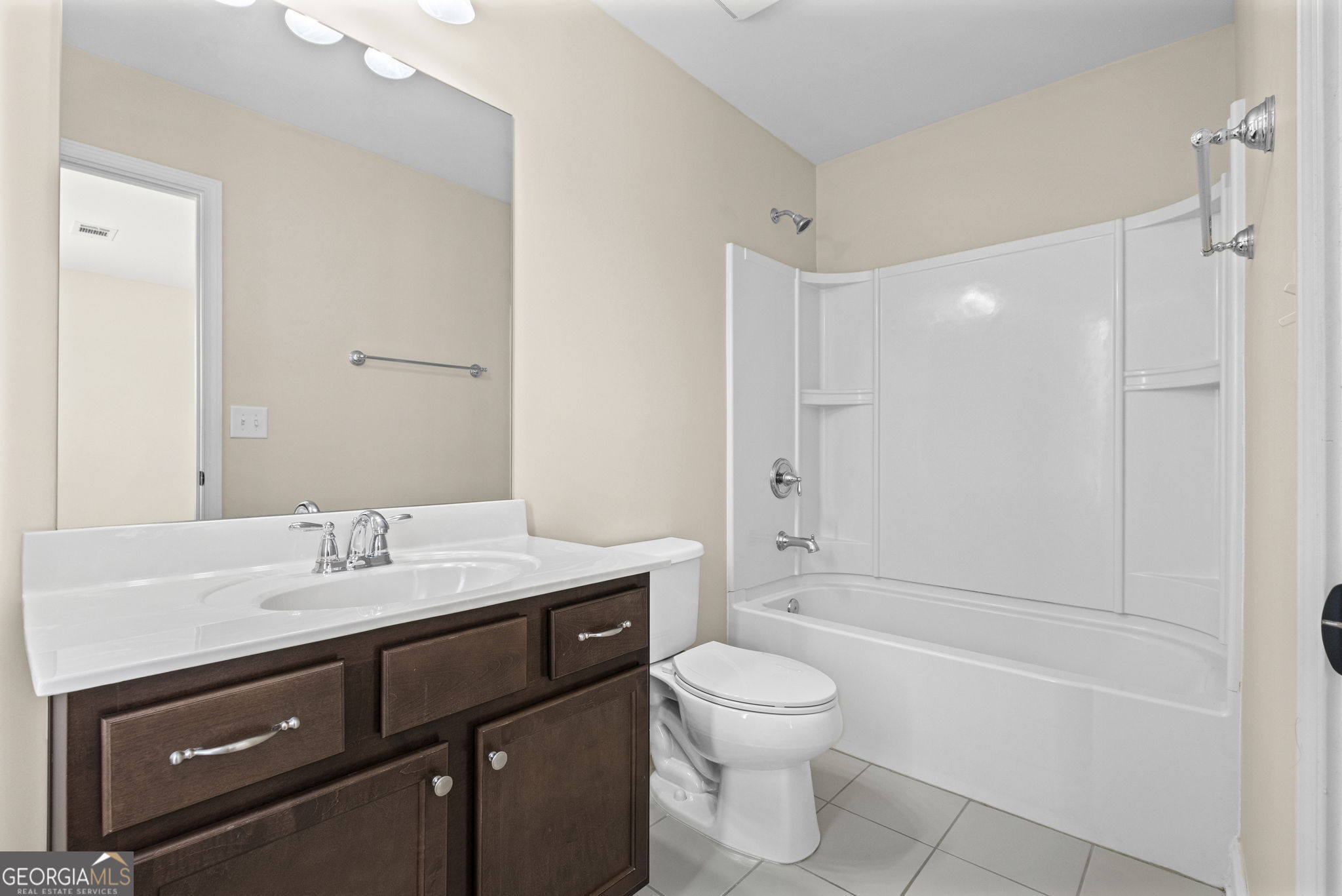 1040 Krobot Way Property Photo 30